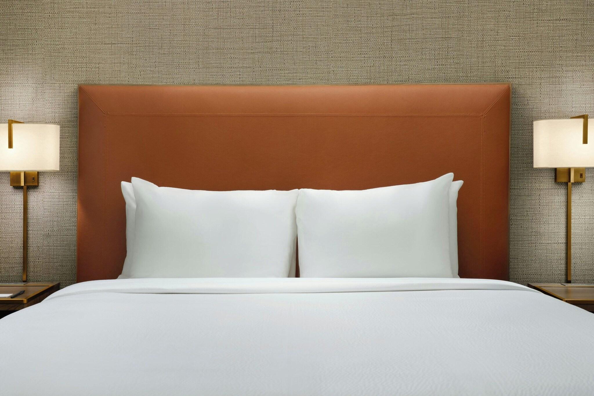 Double Deluxe King Bed