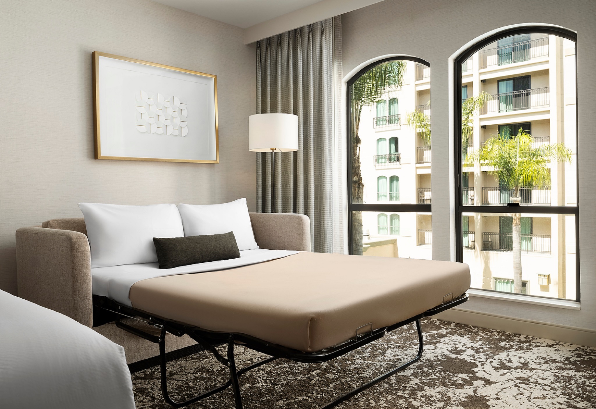 Double King Bed Non Smoking