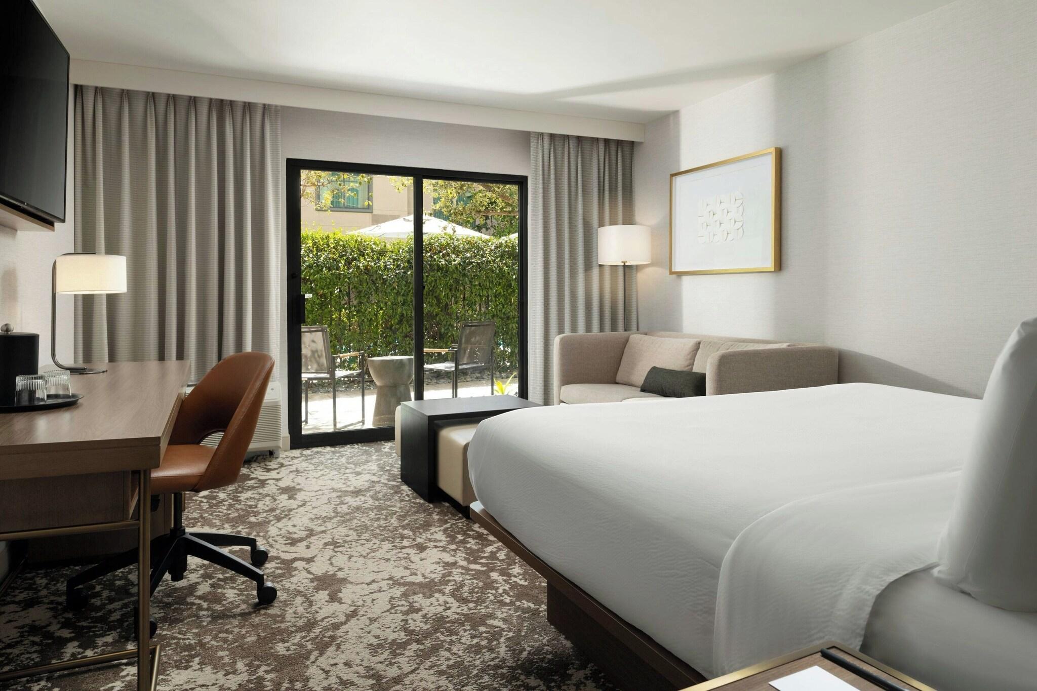 Double Accessible King Size Bed