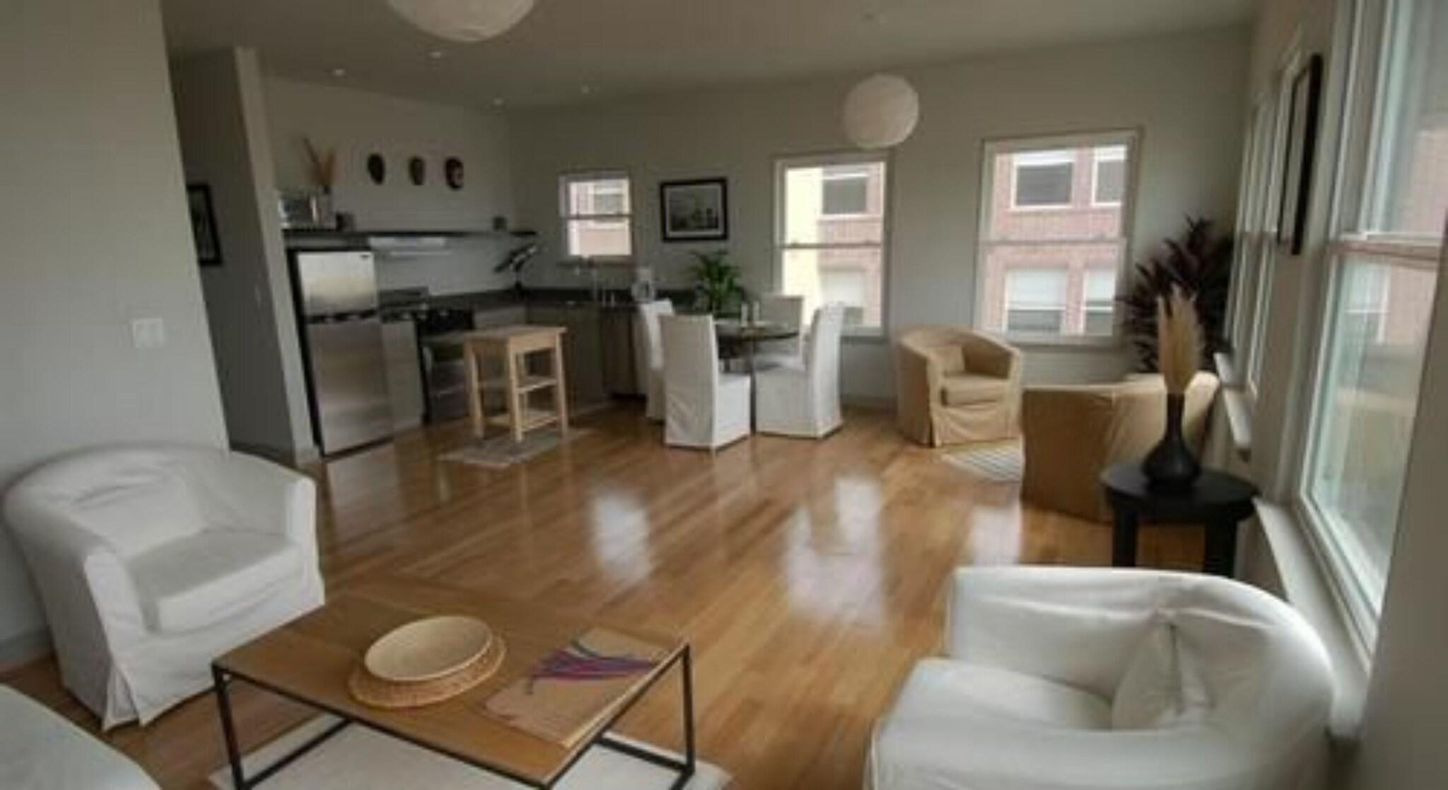 Suite Queen Size Bed