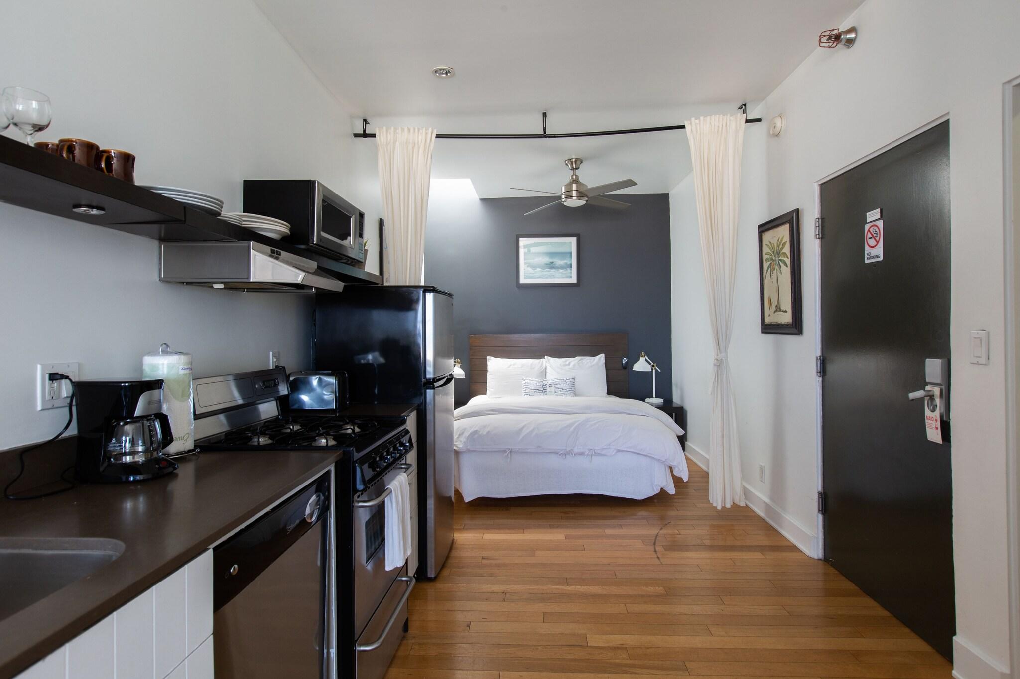 Suite Queen Size Bed