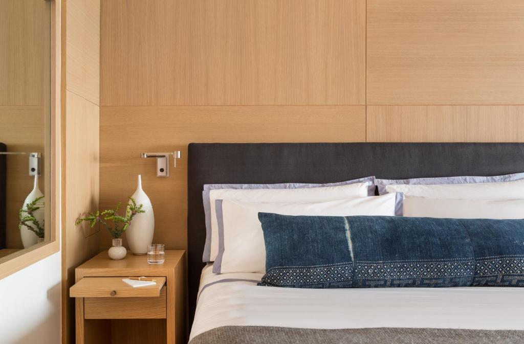 Double Premier Ocean Front