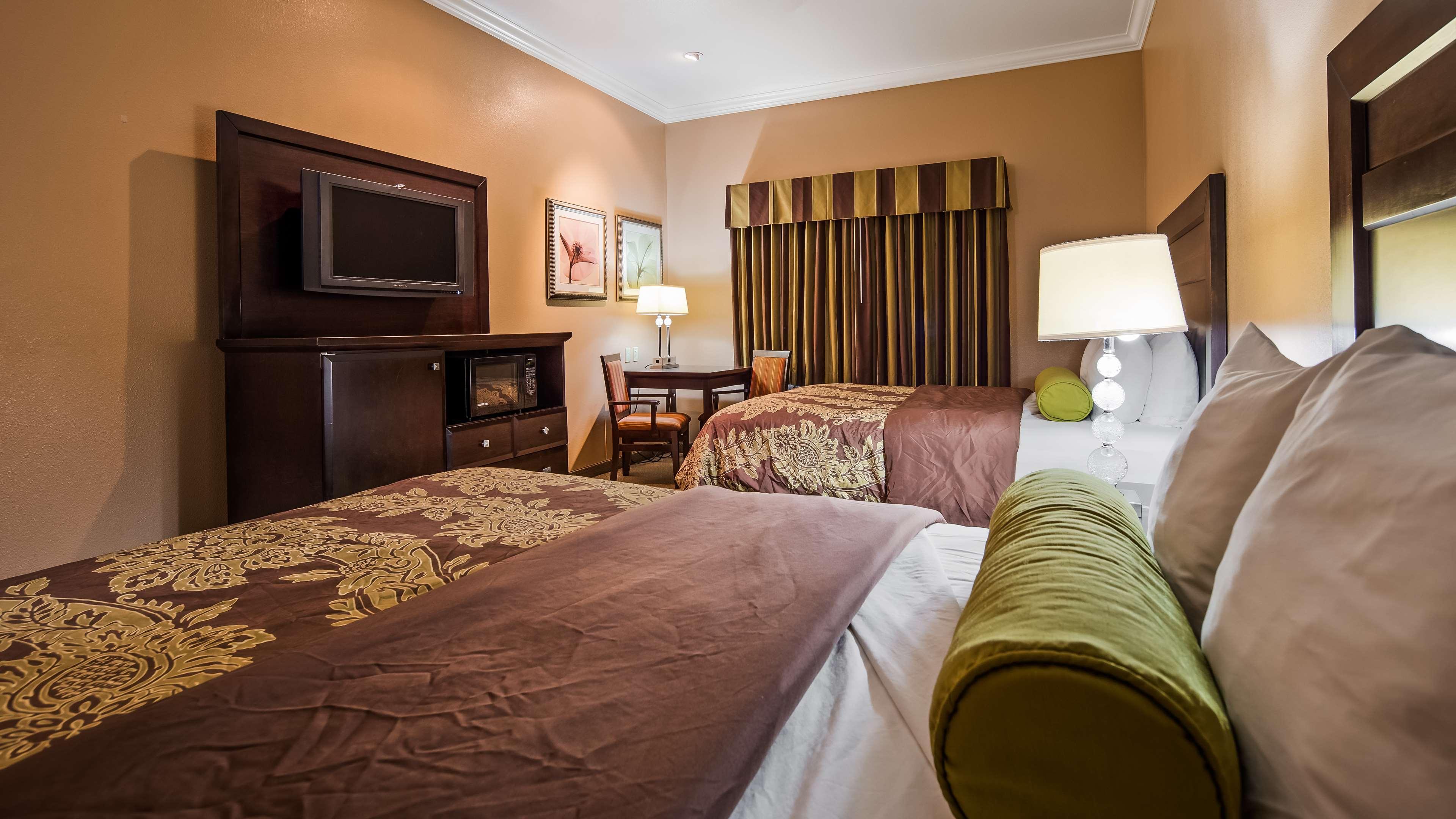 Room Two Queen Beds Non Smoking