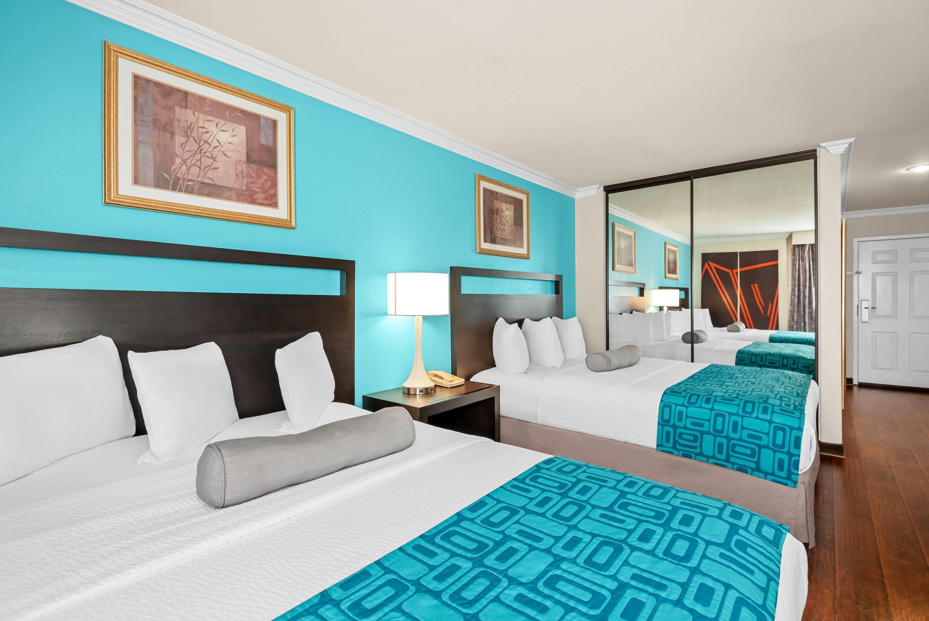 Quadruple Two Queen Beds