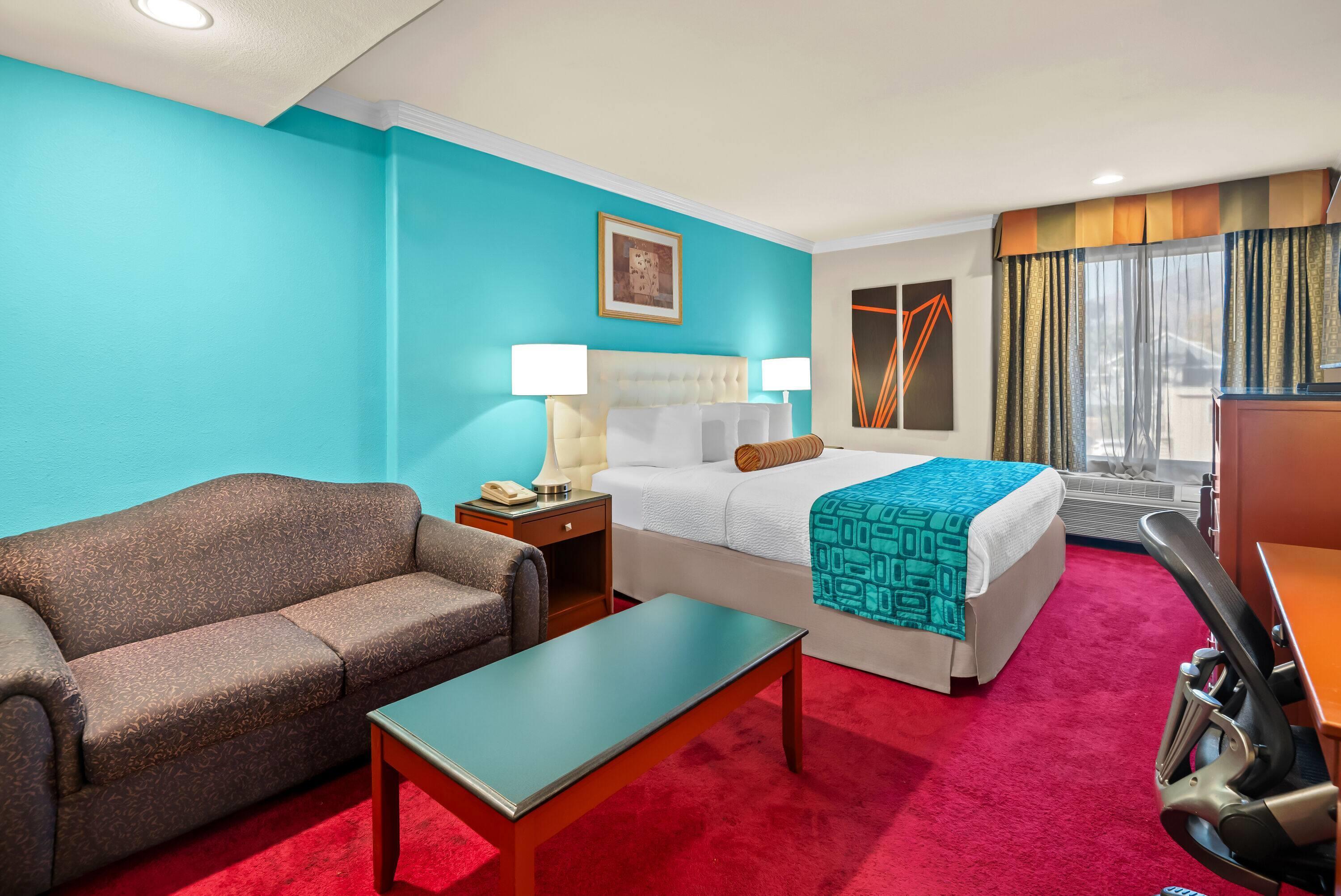 Double King Bed Non Smoking