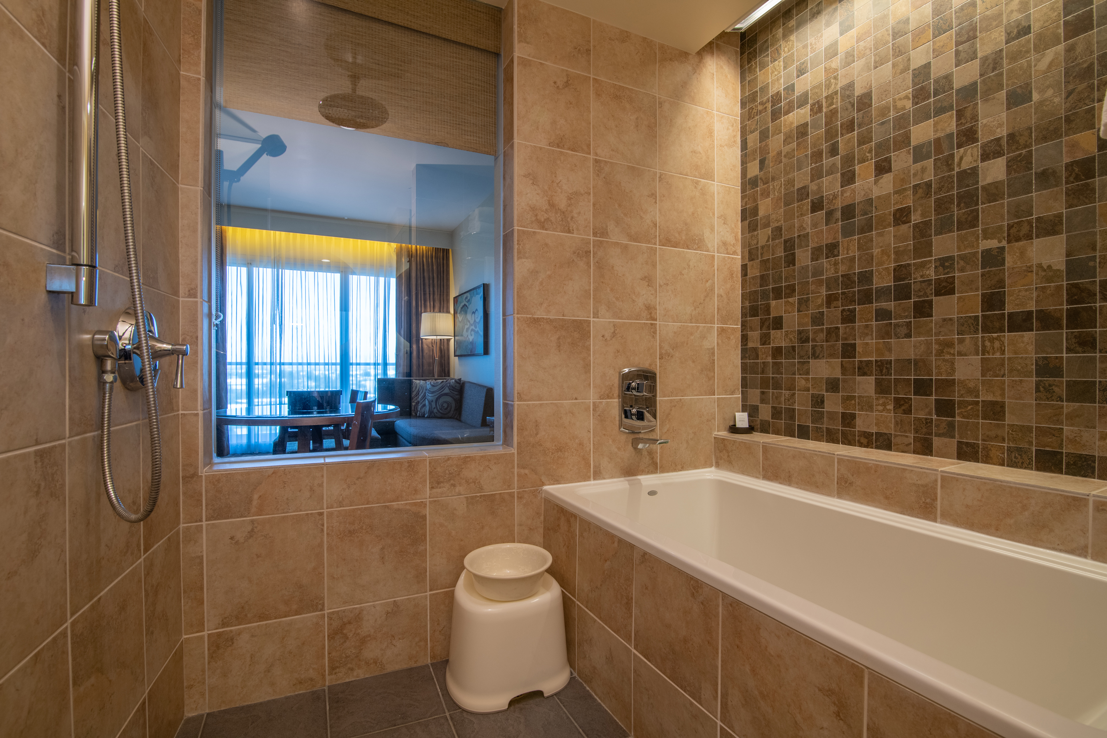 Double Executive King Bed