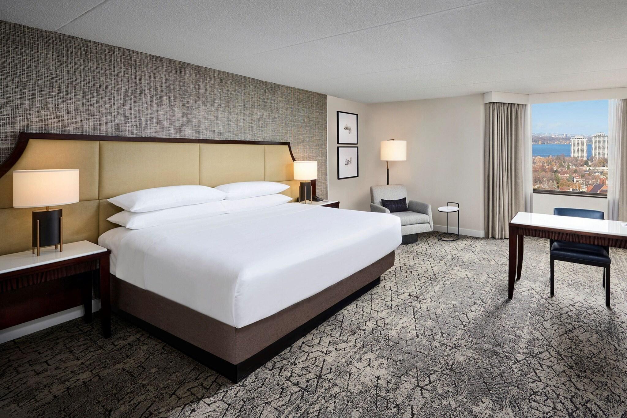 Double Club King Bed