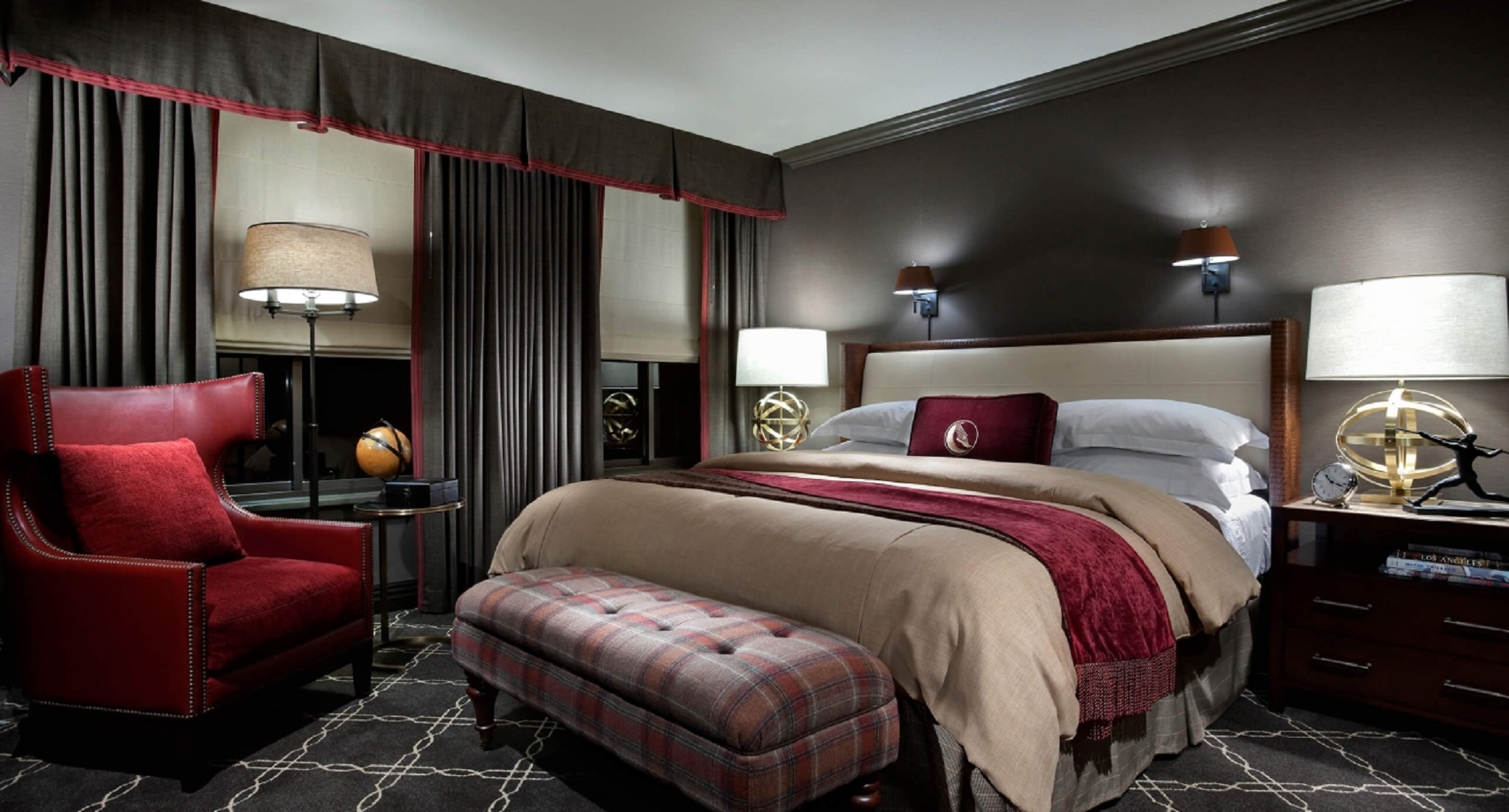 Double Deluxe King Bed