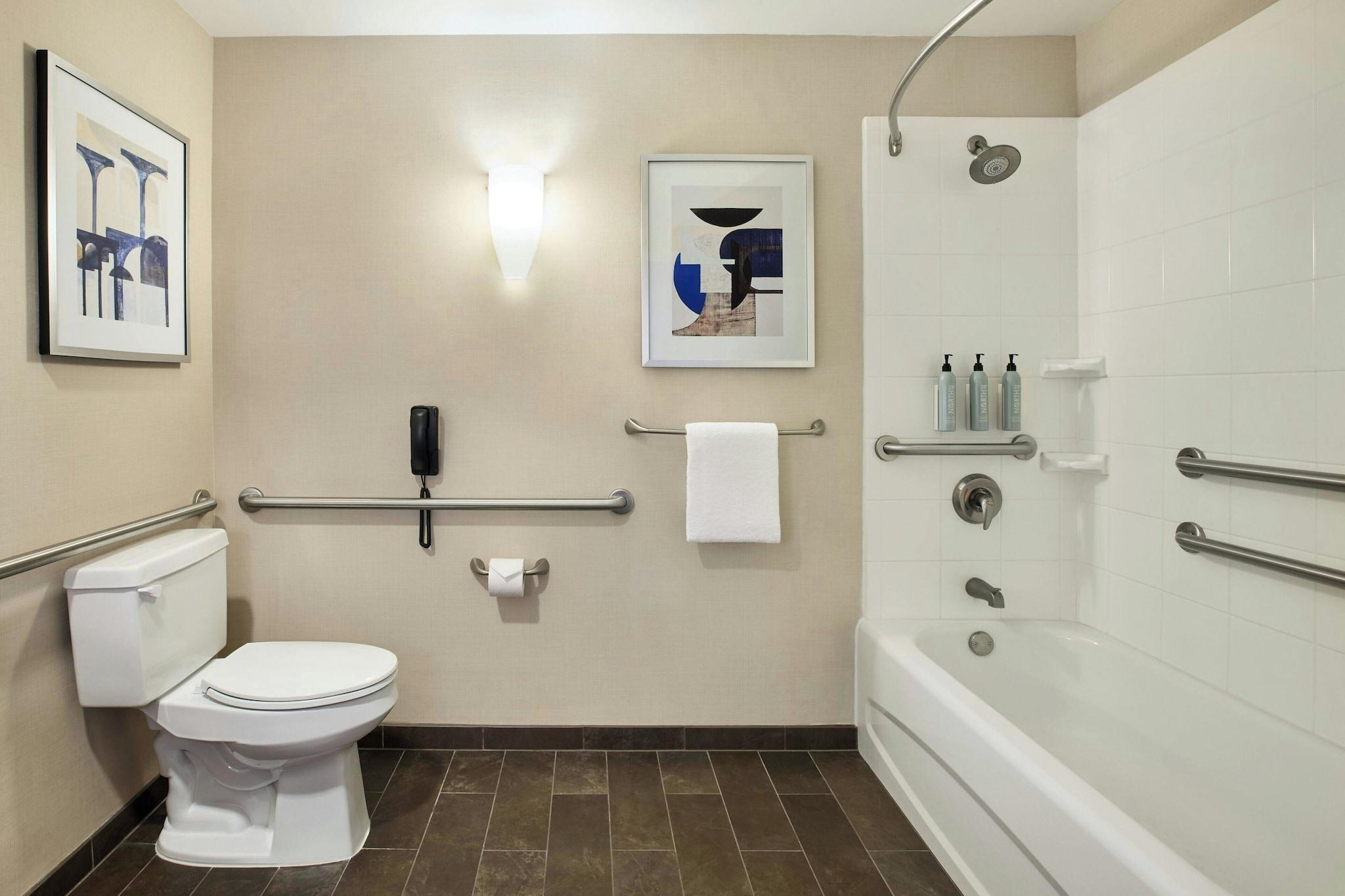 Double Accessible with Views