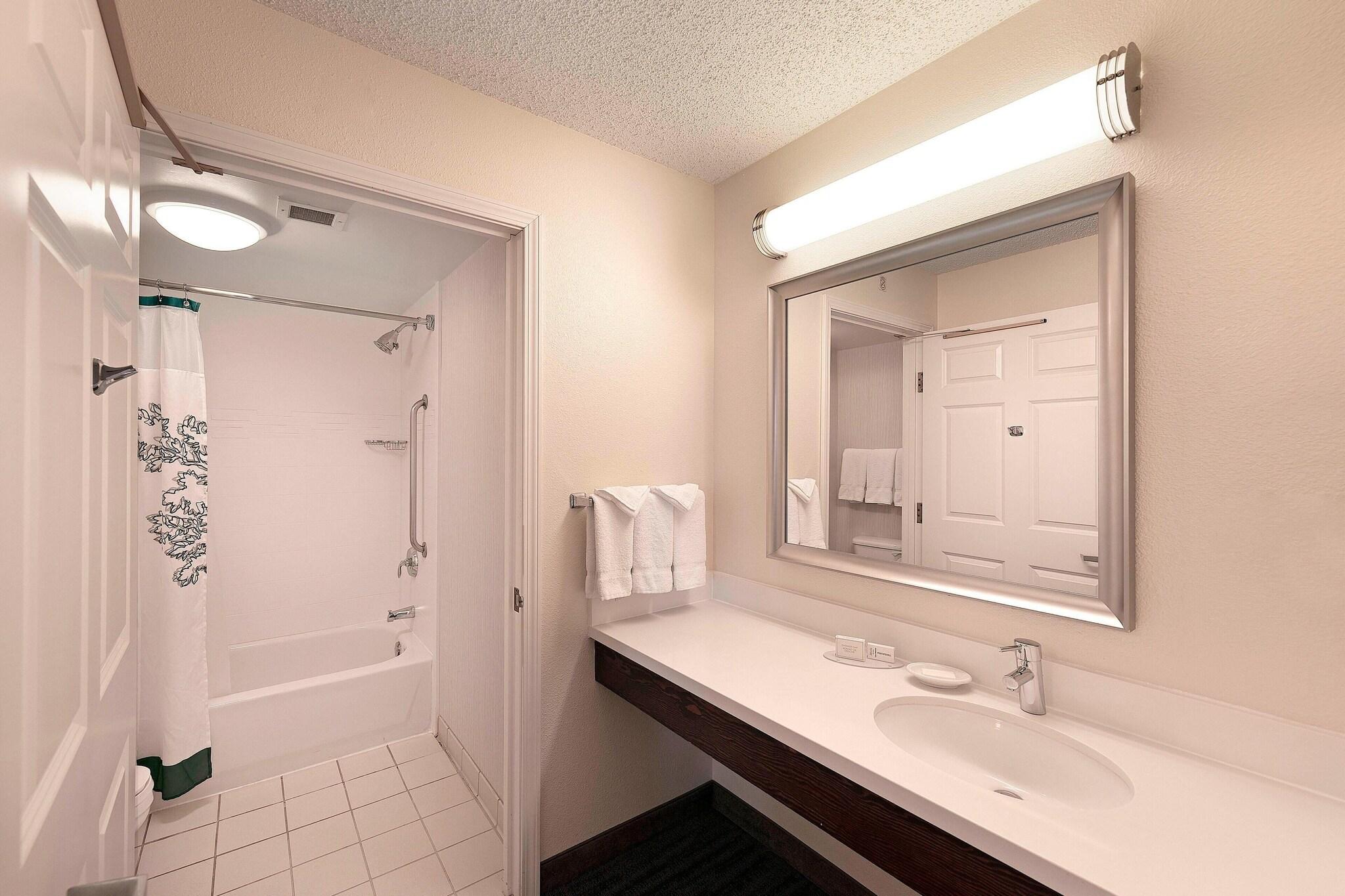 Studio King Size Bed