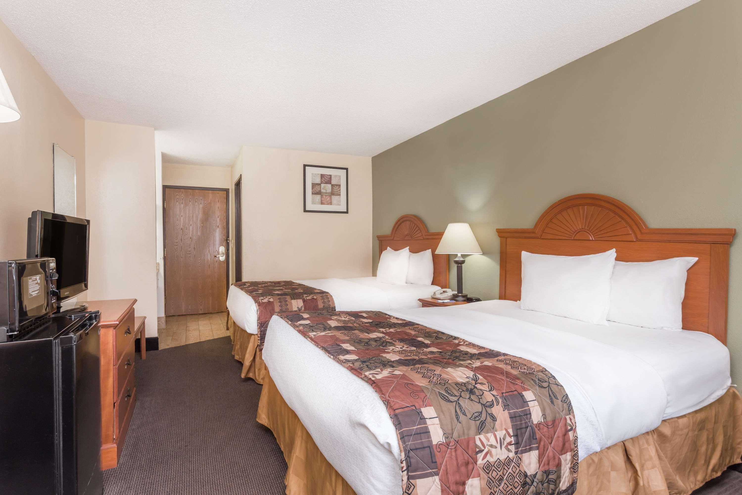 Double Two Queen Beds