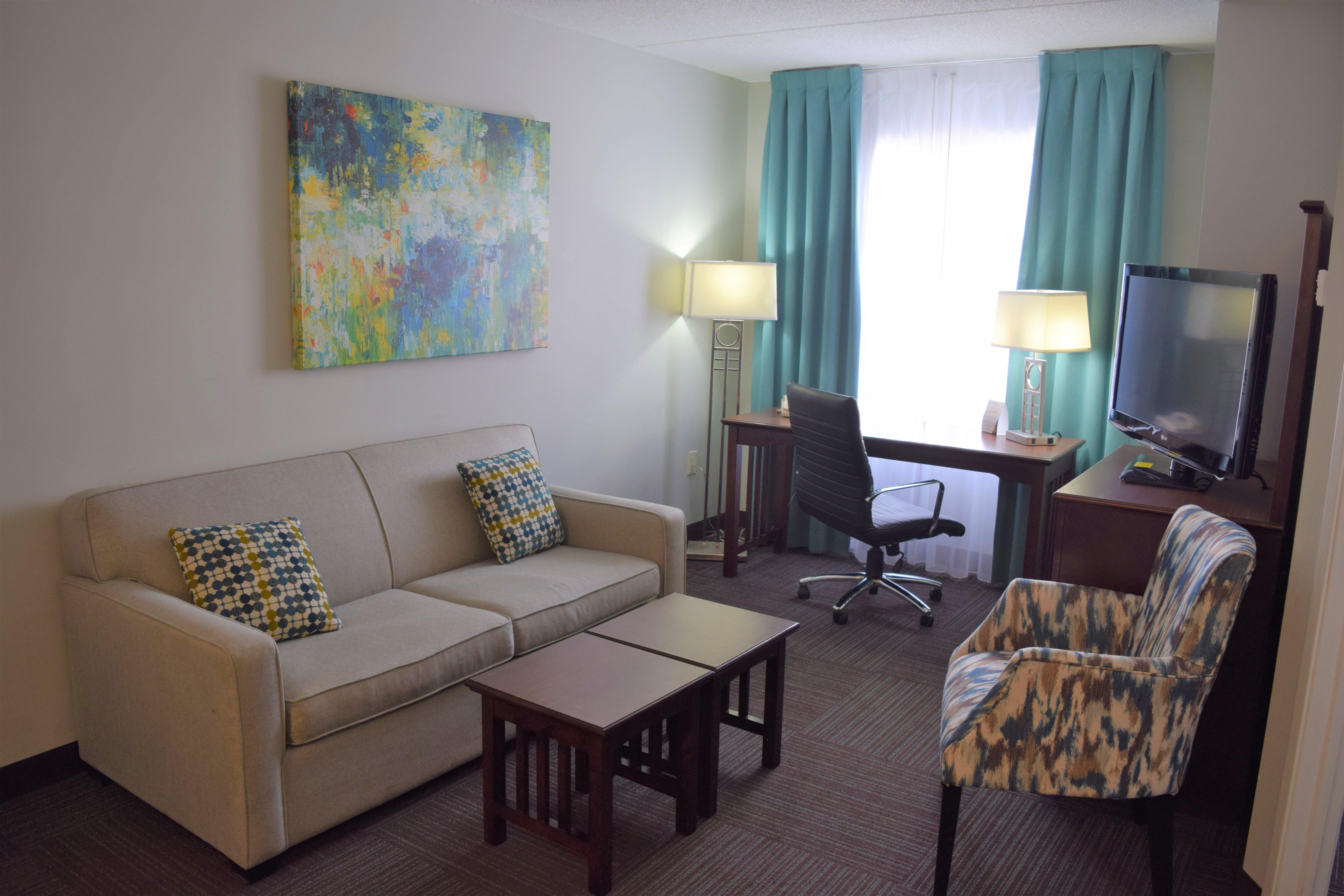 Suite with Kitchenette