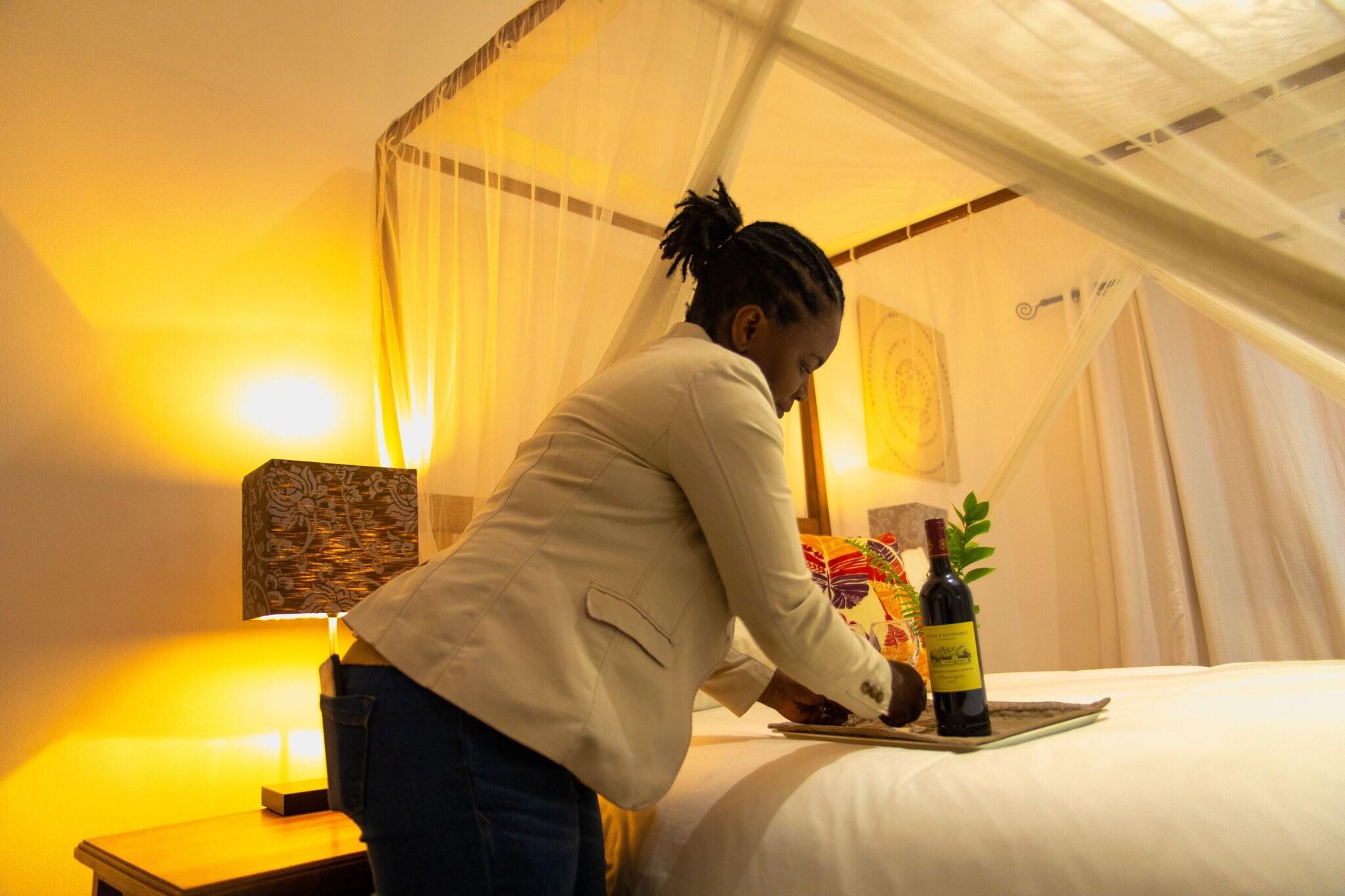 Double Deluxe Queen Bed