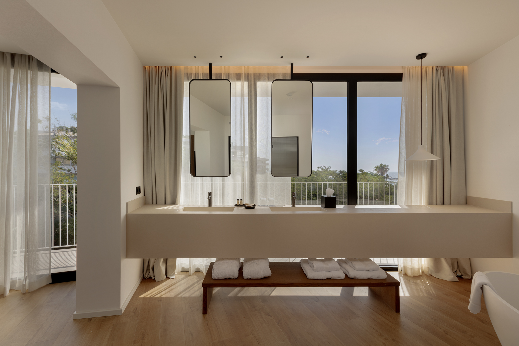 Double or Twin Luxury Sea View