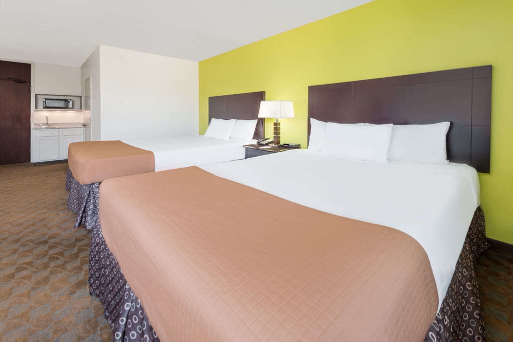 Room Two Queen Beds Non Smoking