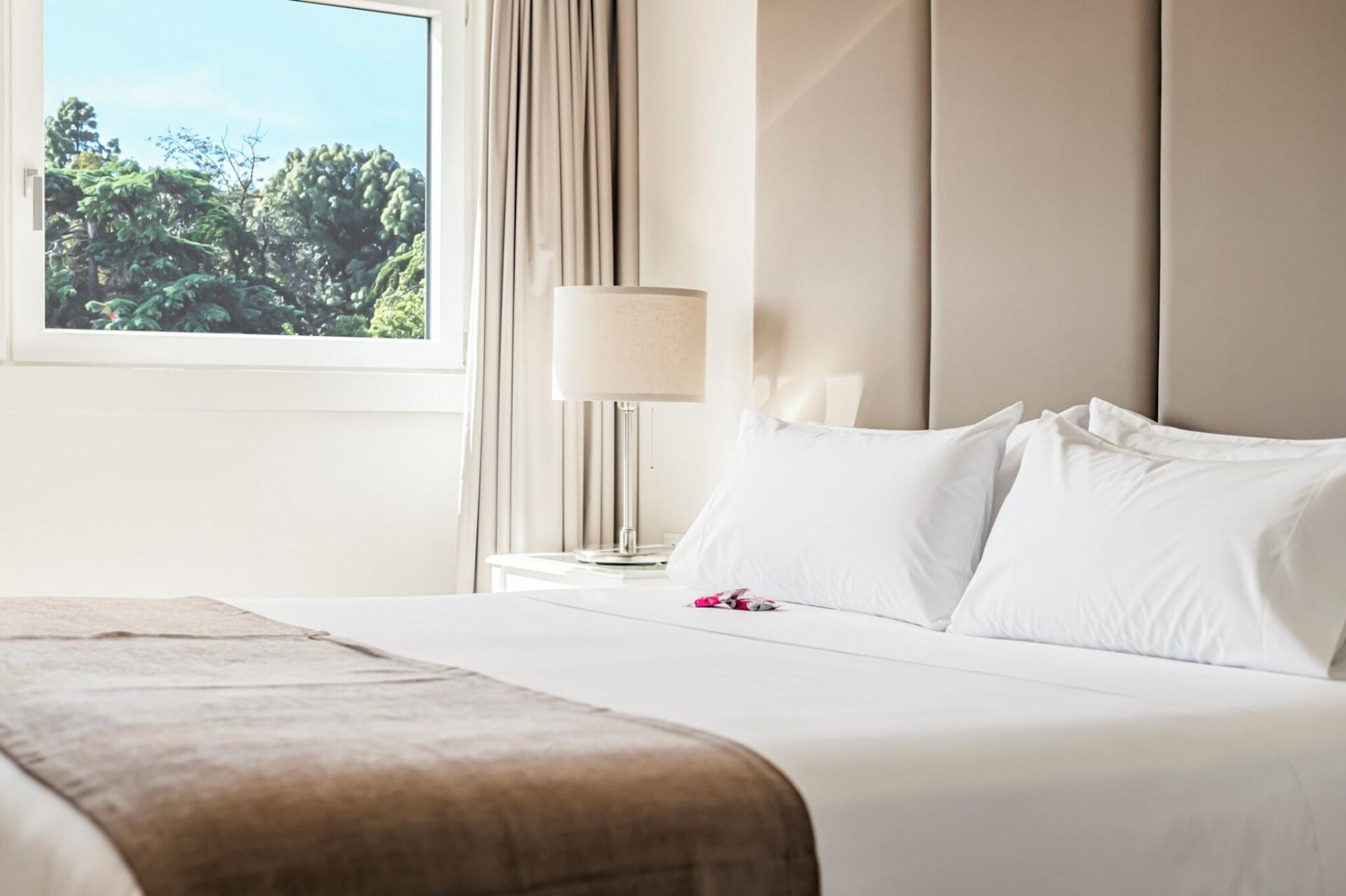 Suite Deluxe King Bed