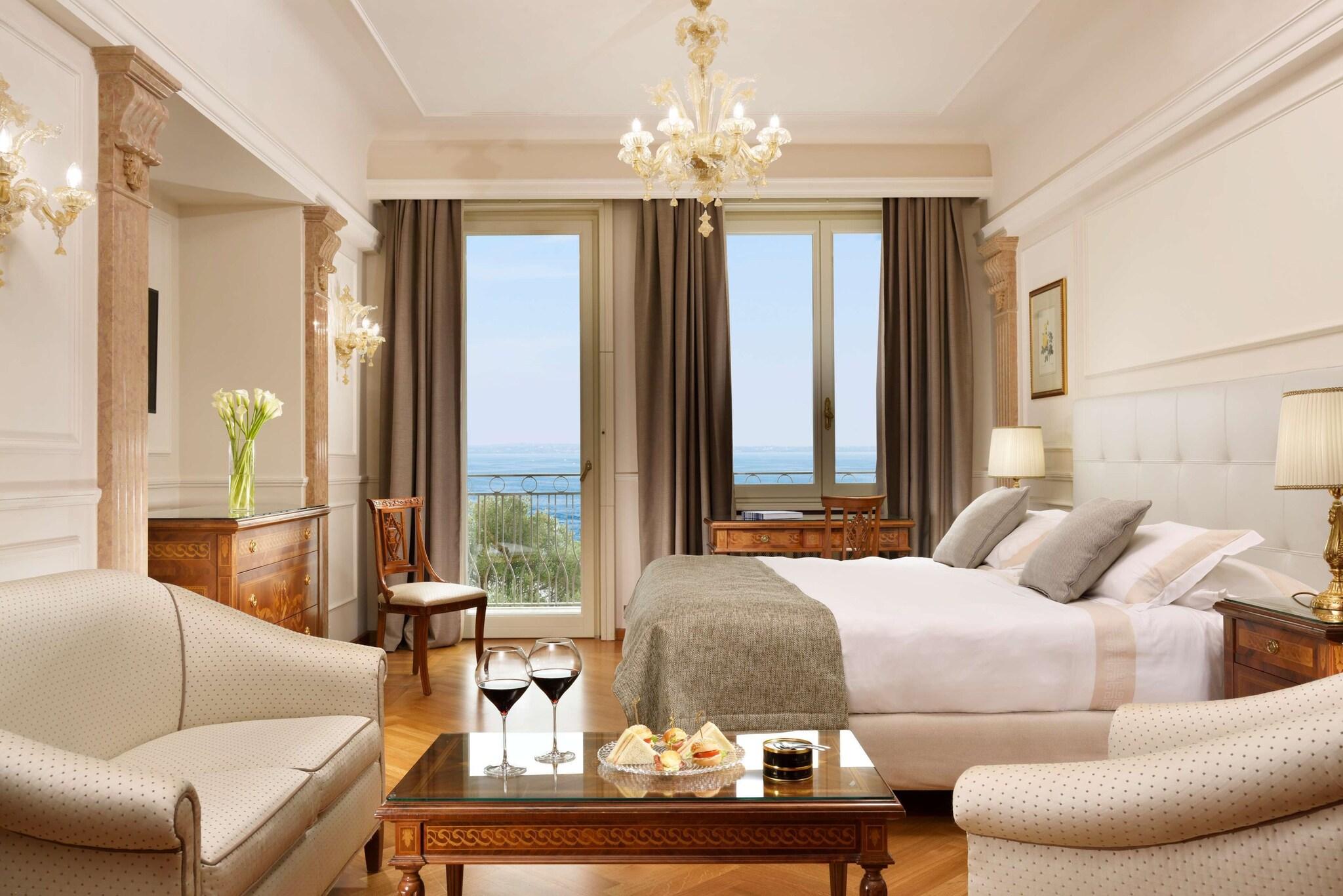 Double King Size Bed