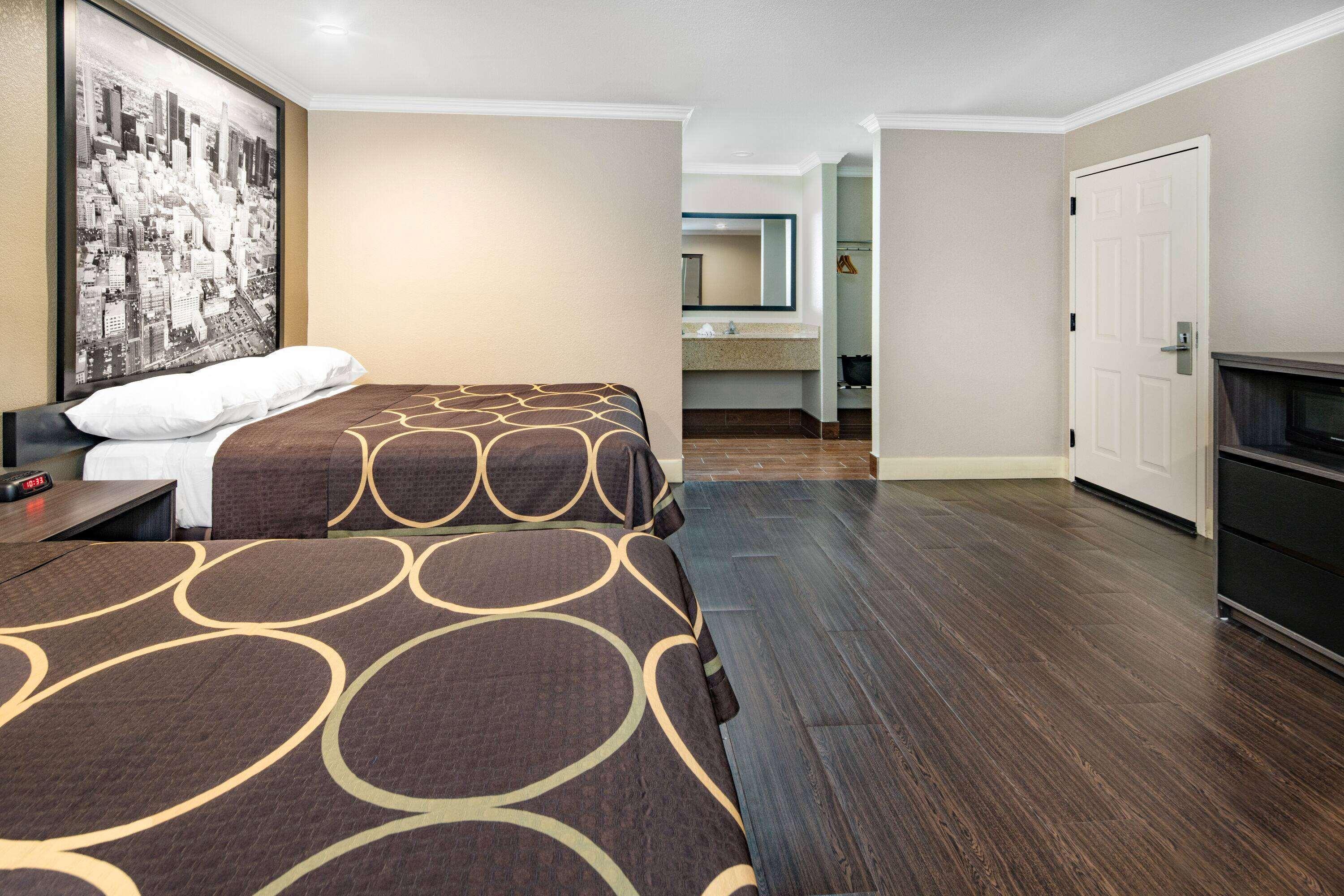 Room Two Queen Beds Non Smoking