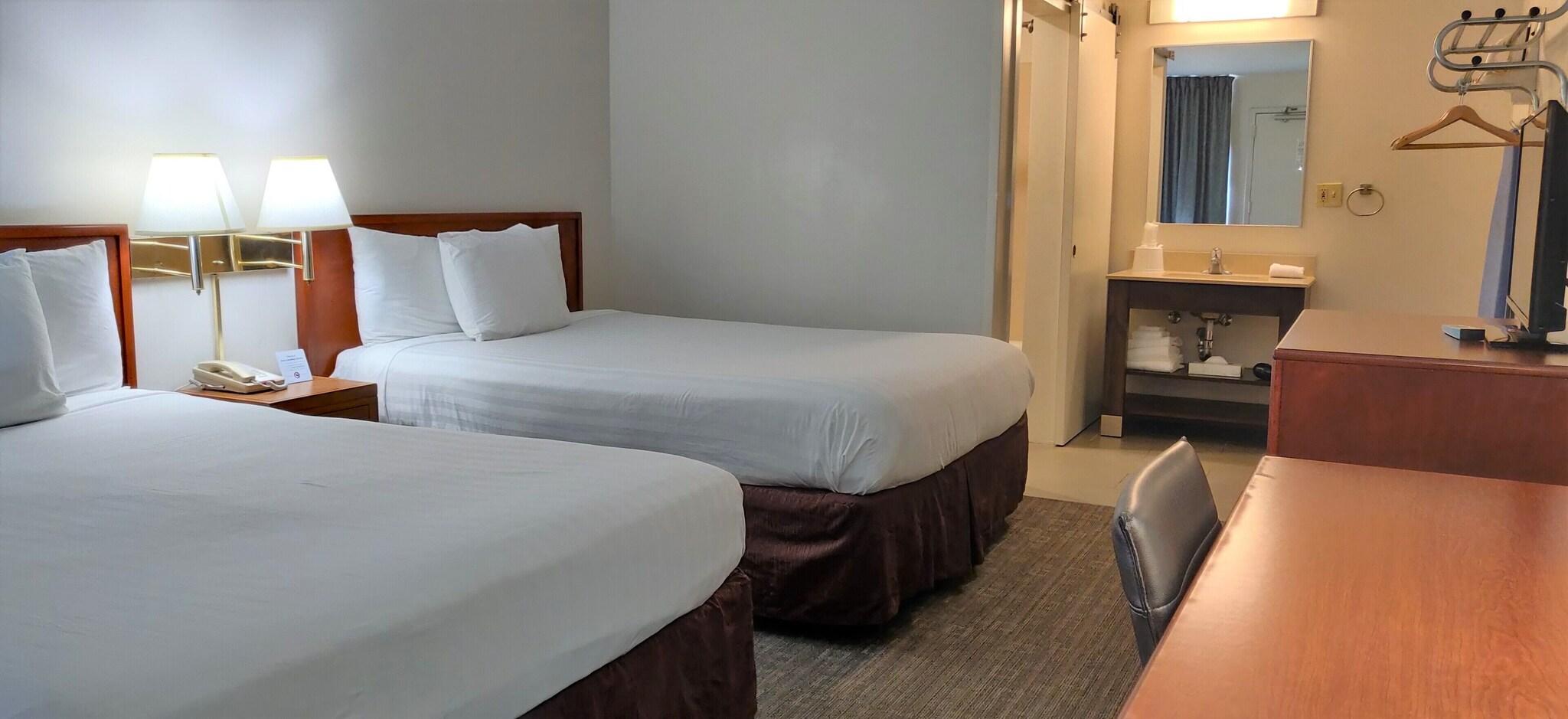 Quadruple Two Queen Beds