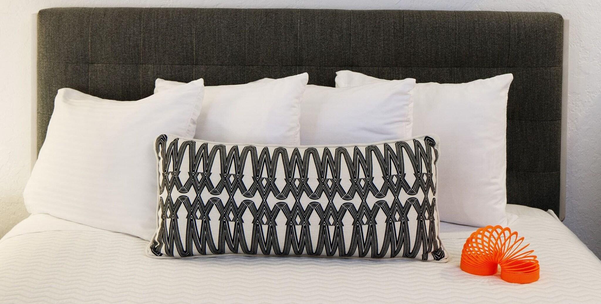 Double Deluxe King Bed