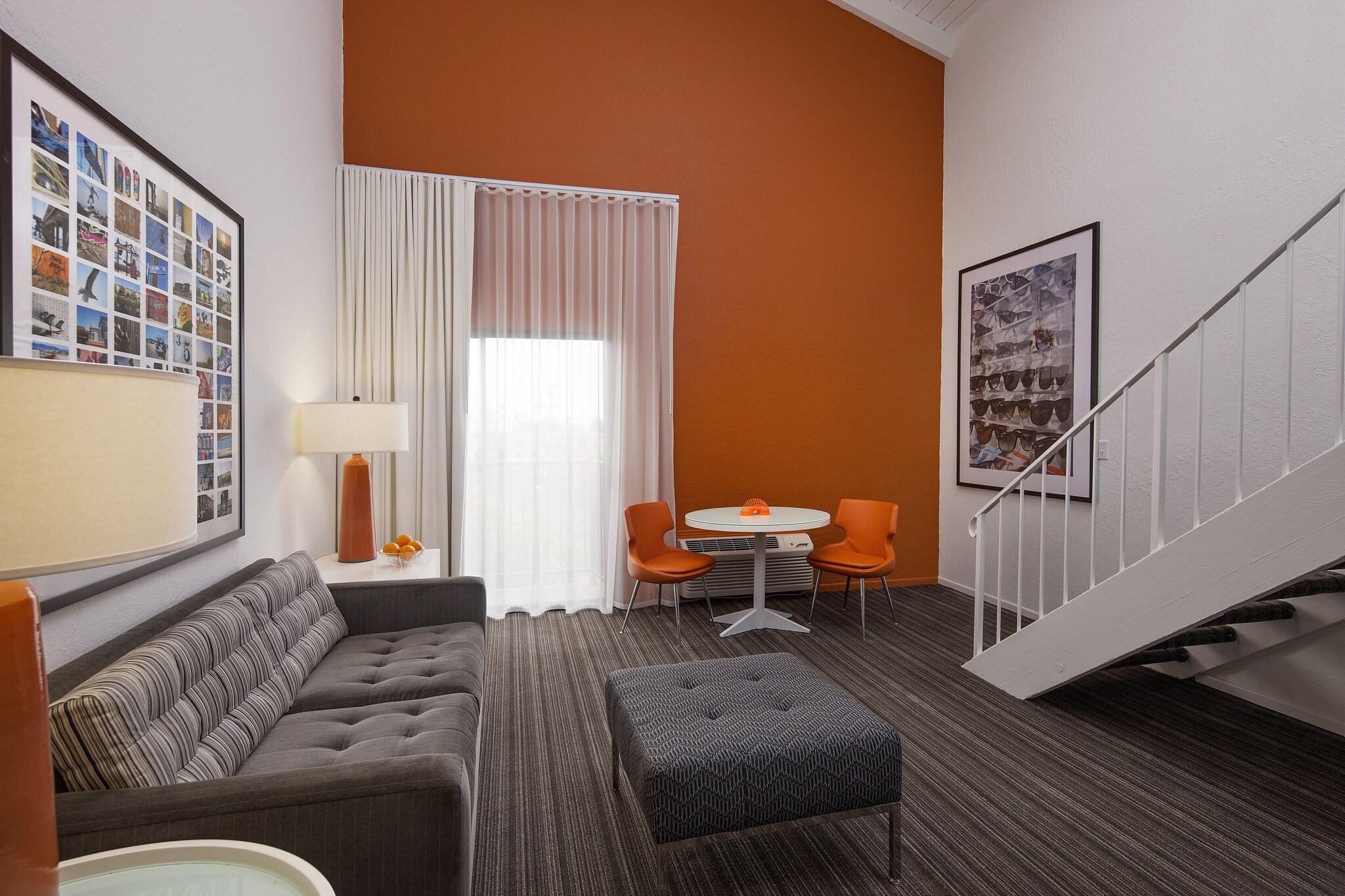 Suite Queen Size Bed