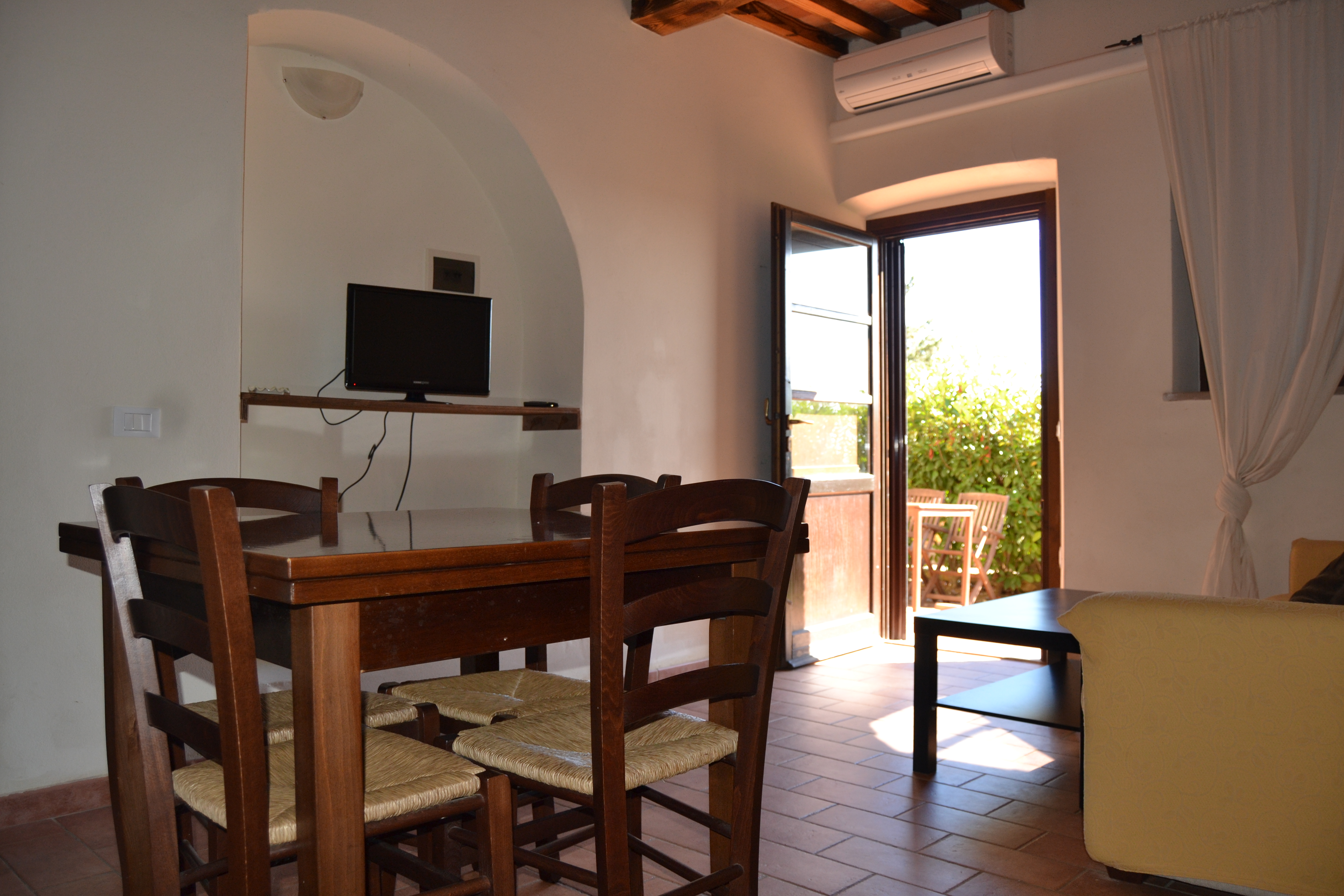 Apartment Two Bedrooms One Bathroom