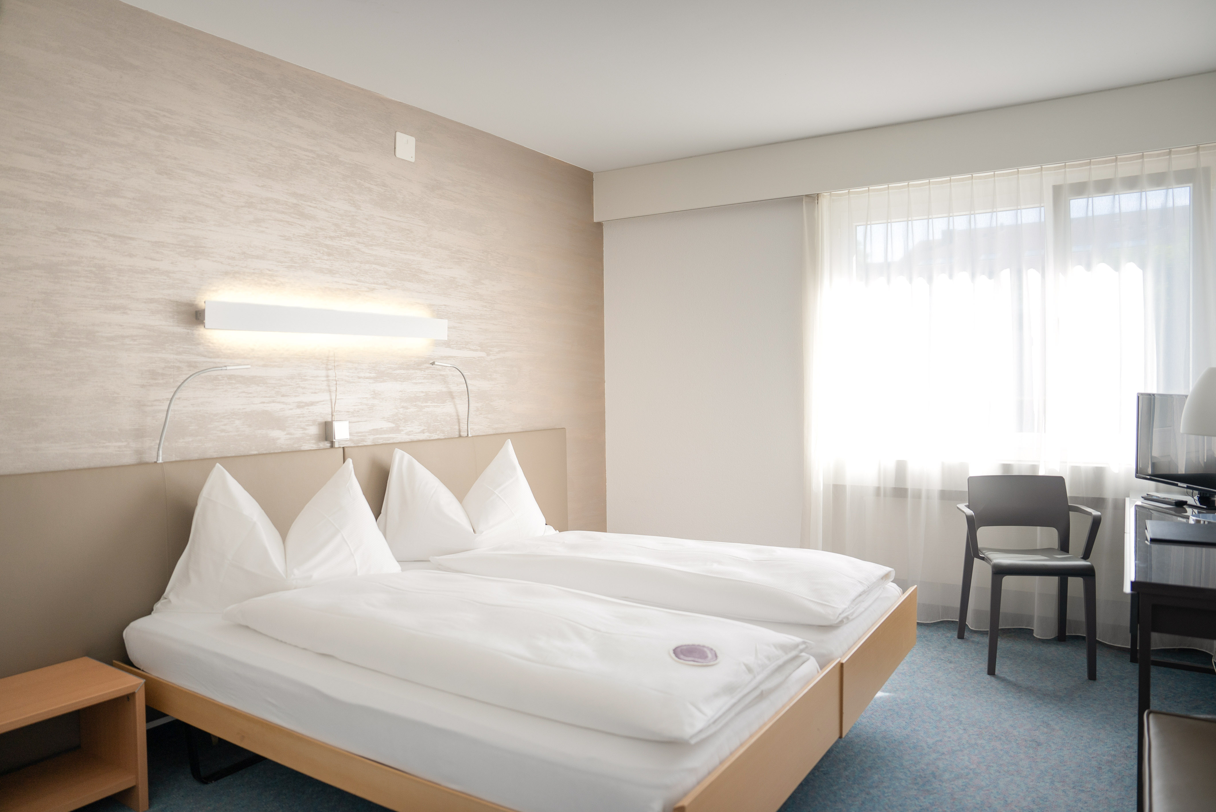 Double or Twin Standard