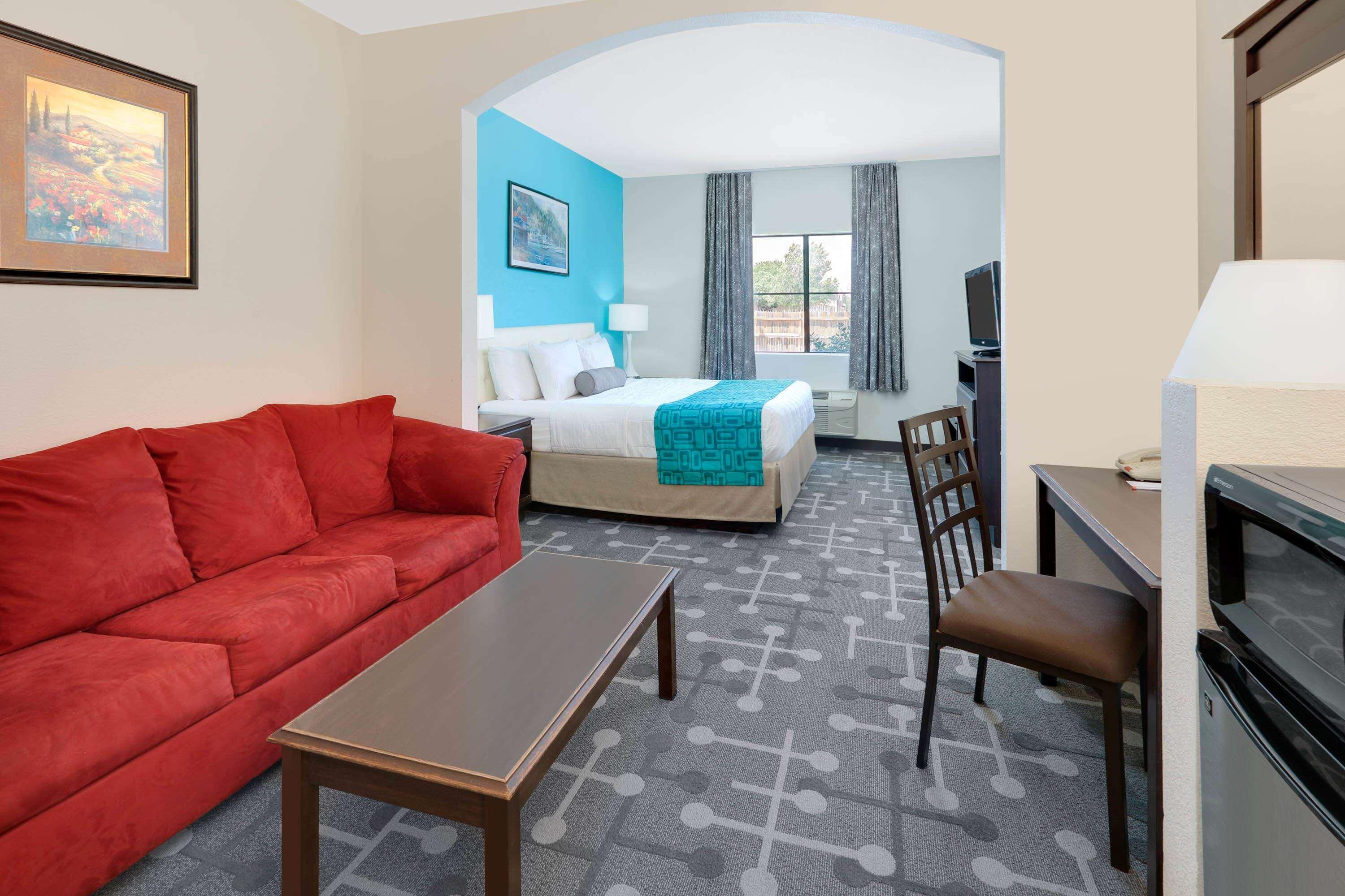 Suite King Bed Non Smoking