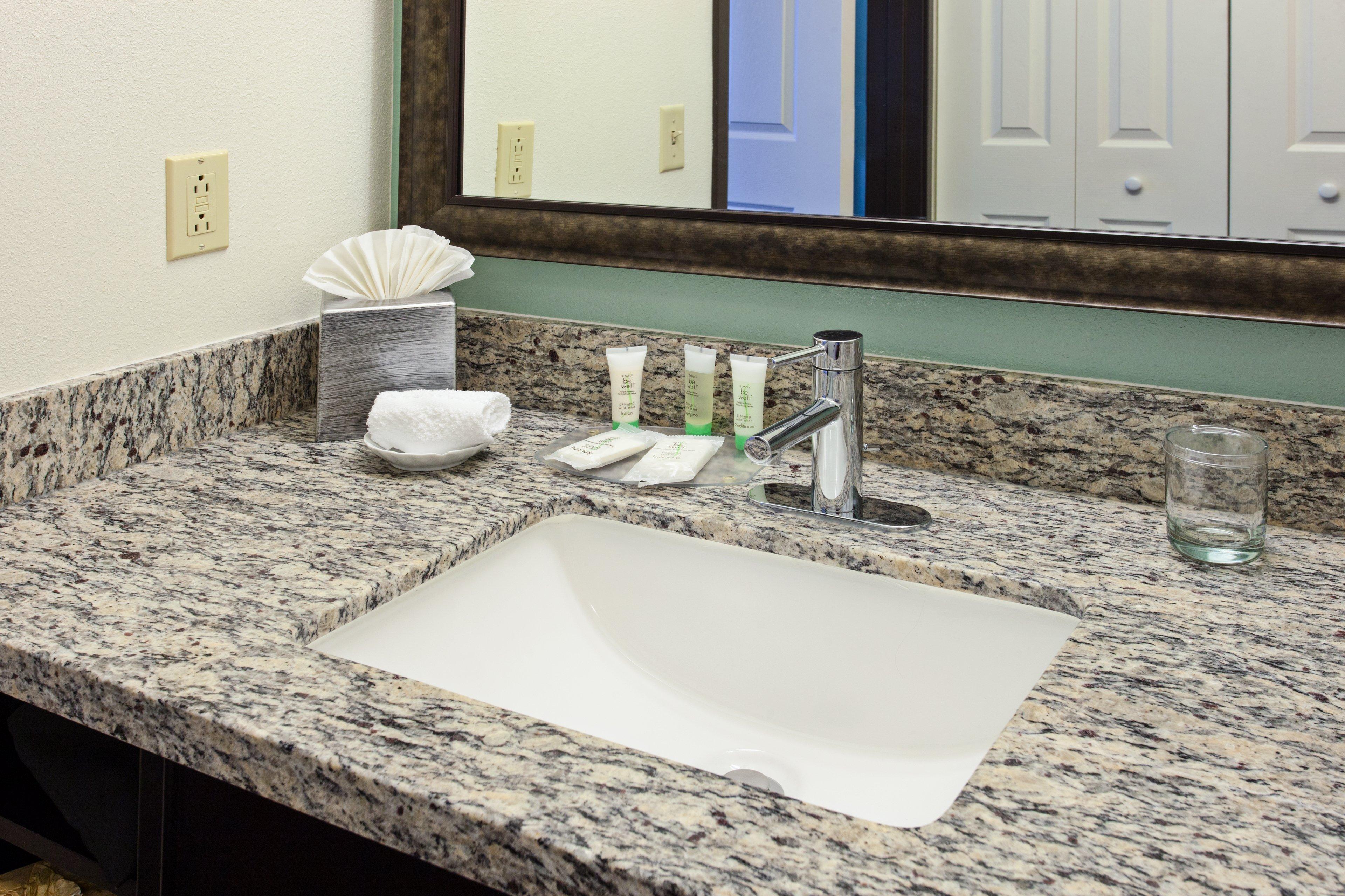 Studio Queen Size Bed