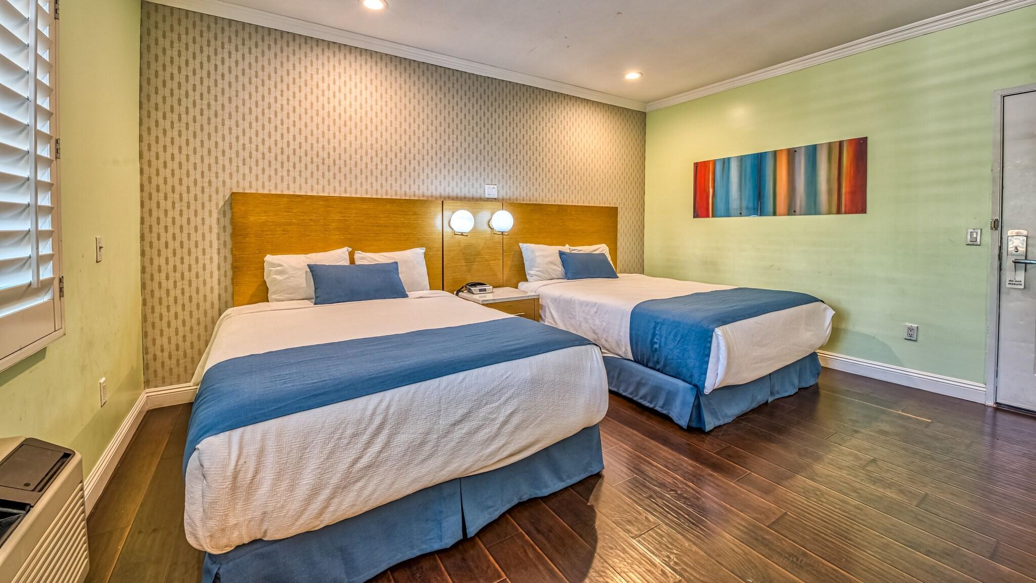 Family Room Three Beds