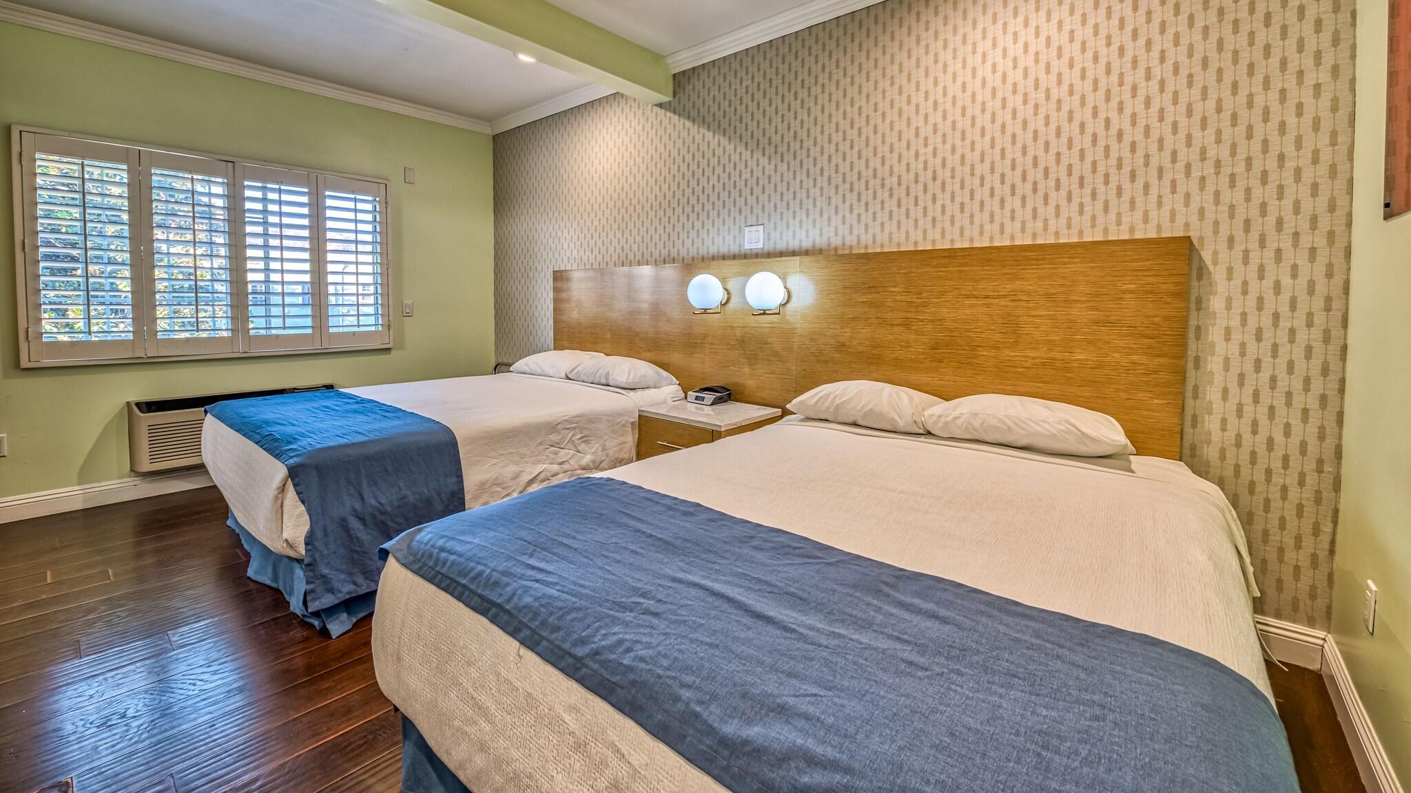 Family Room Three Beds