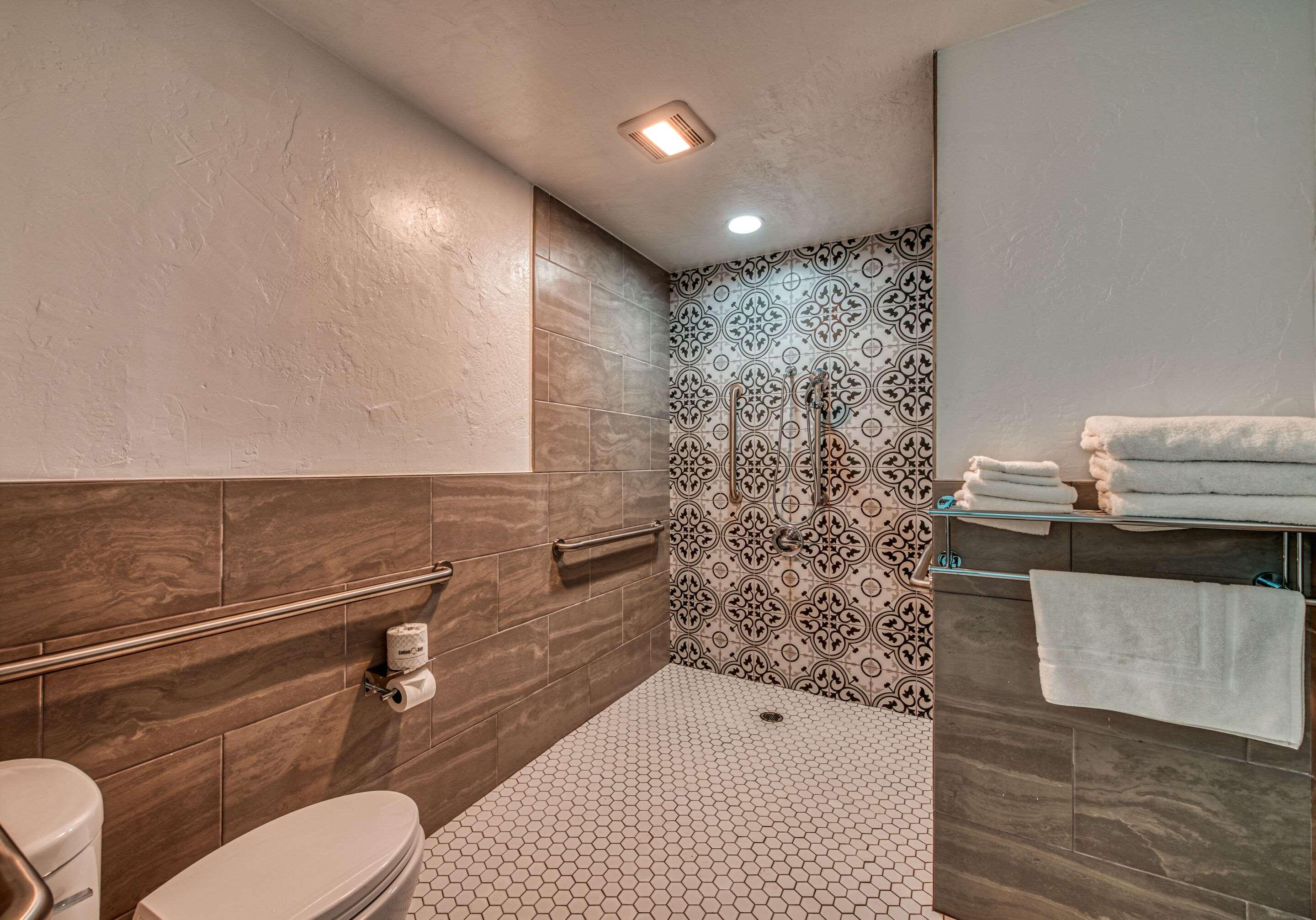 Double Accessible King Size Bed