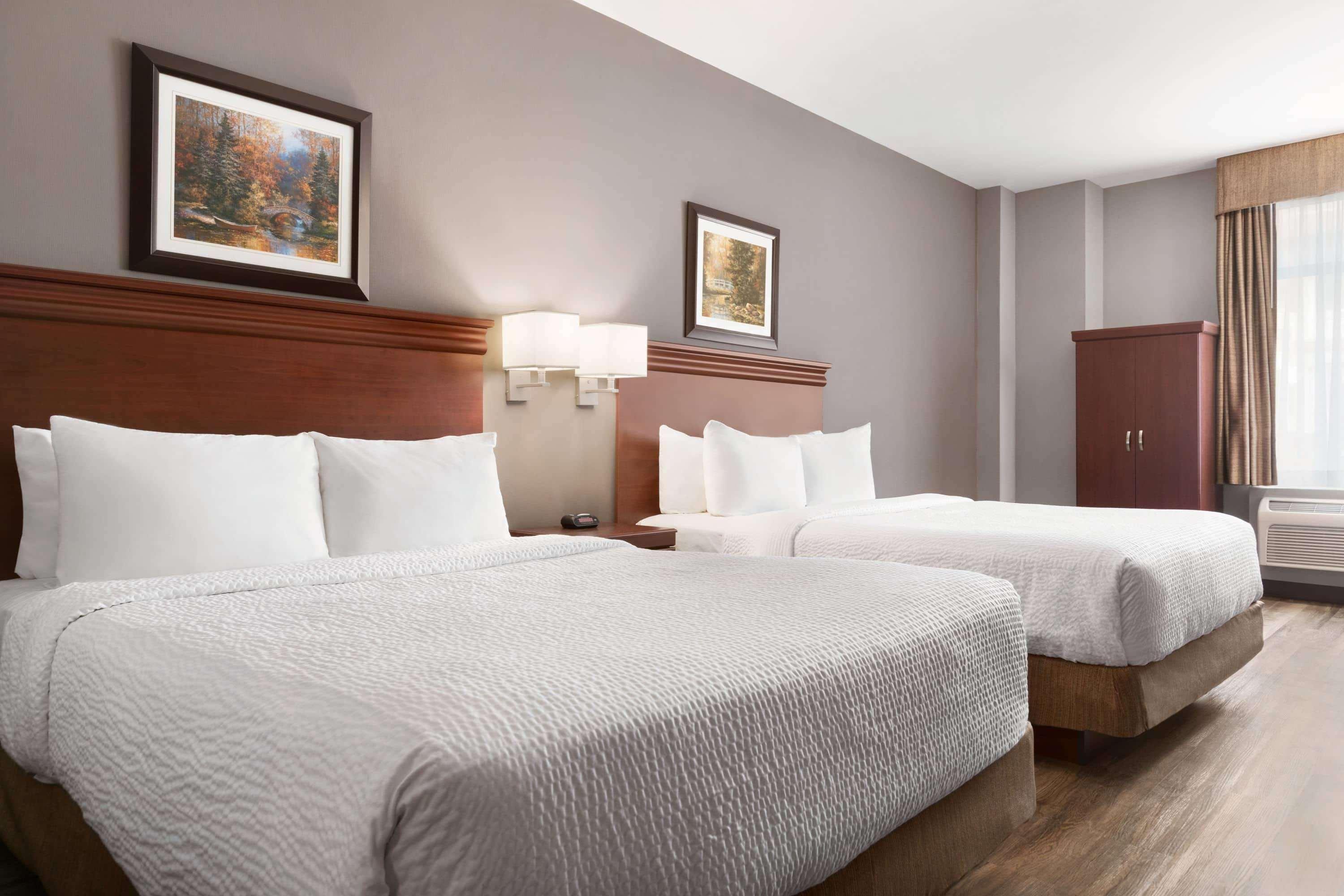 Quadruple Two Queen Beds