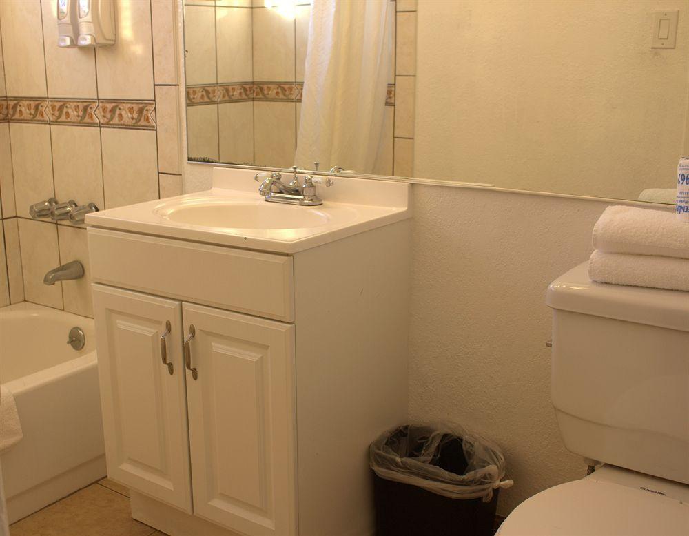 Double Two Queen Beds