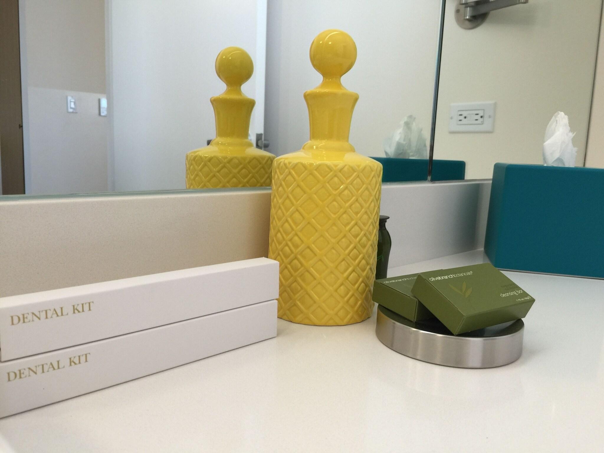 Double Deluxe King Bed