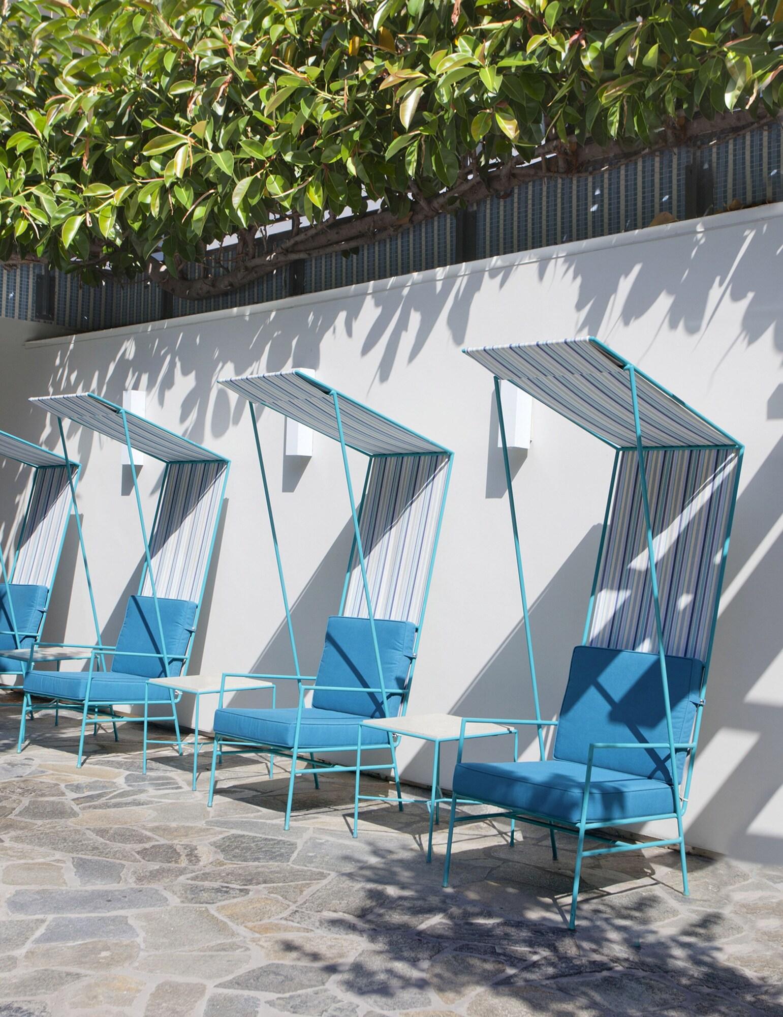 Double Classic King Bed