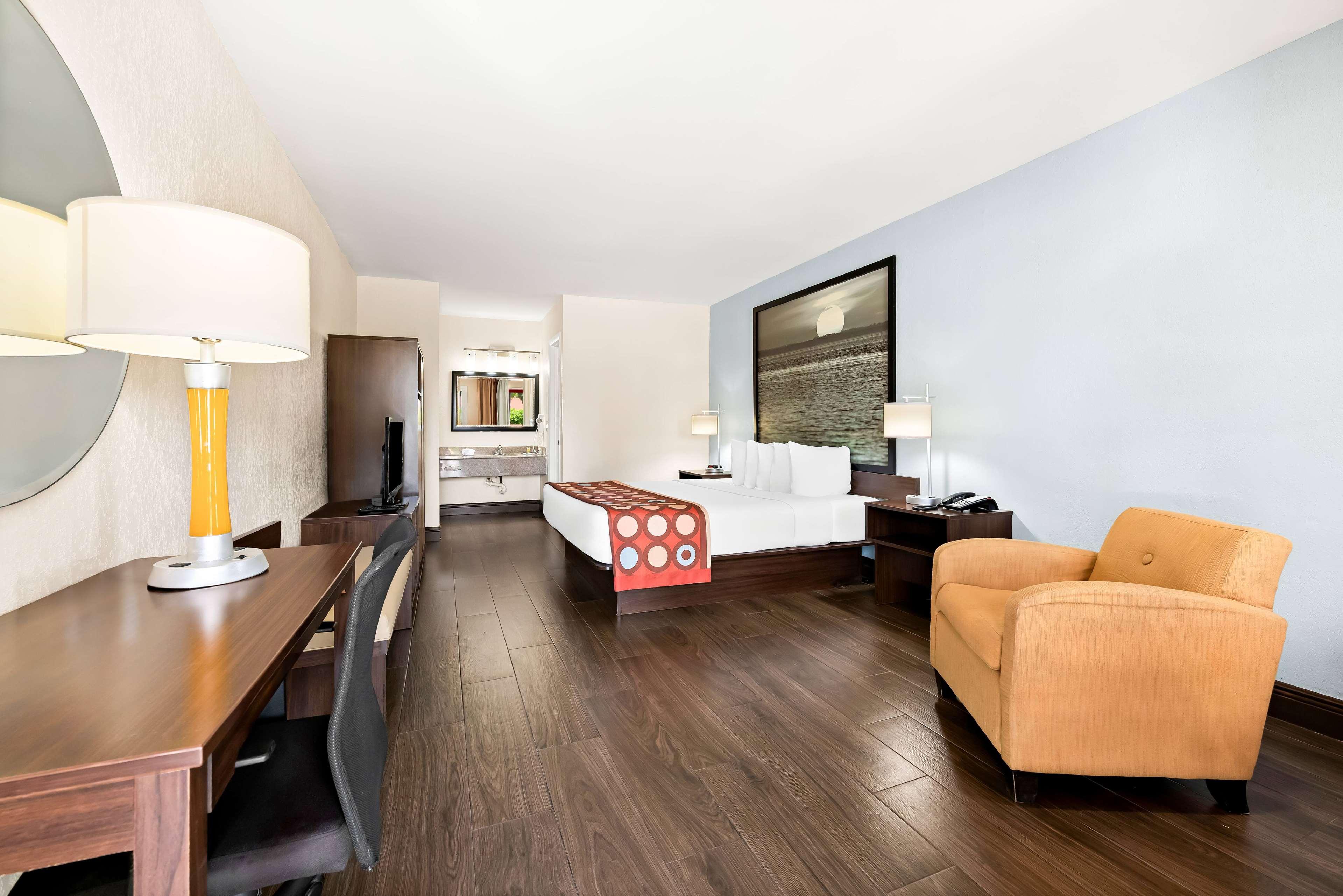 Double Superior Pool View