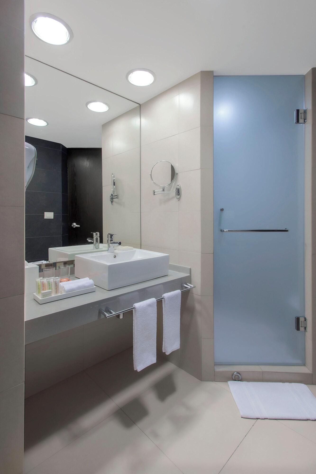 Double Deluxe Two Double Beds