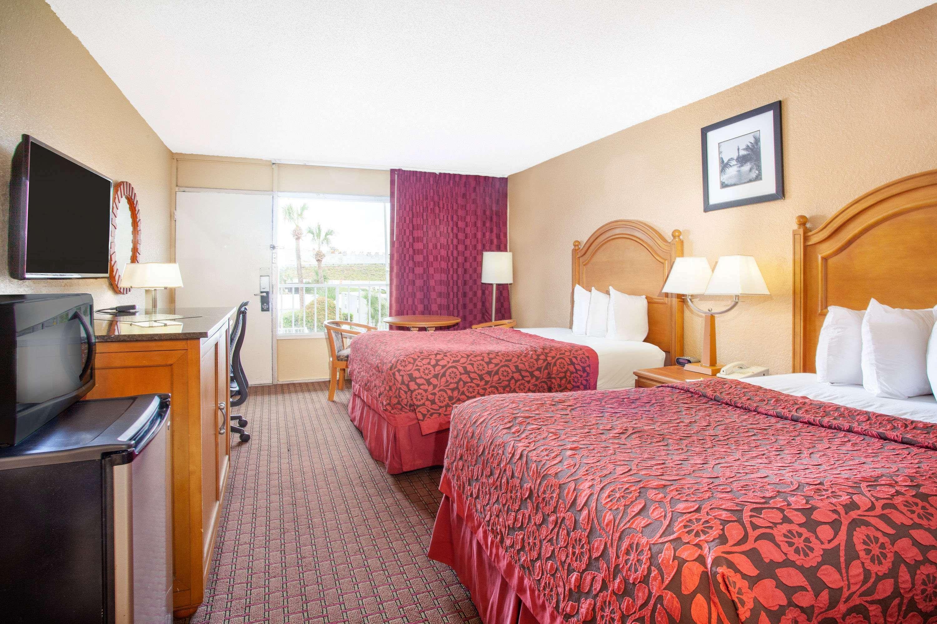 Room Two Double Beds Non Smoking