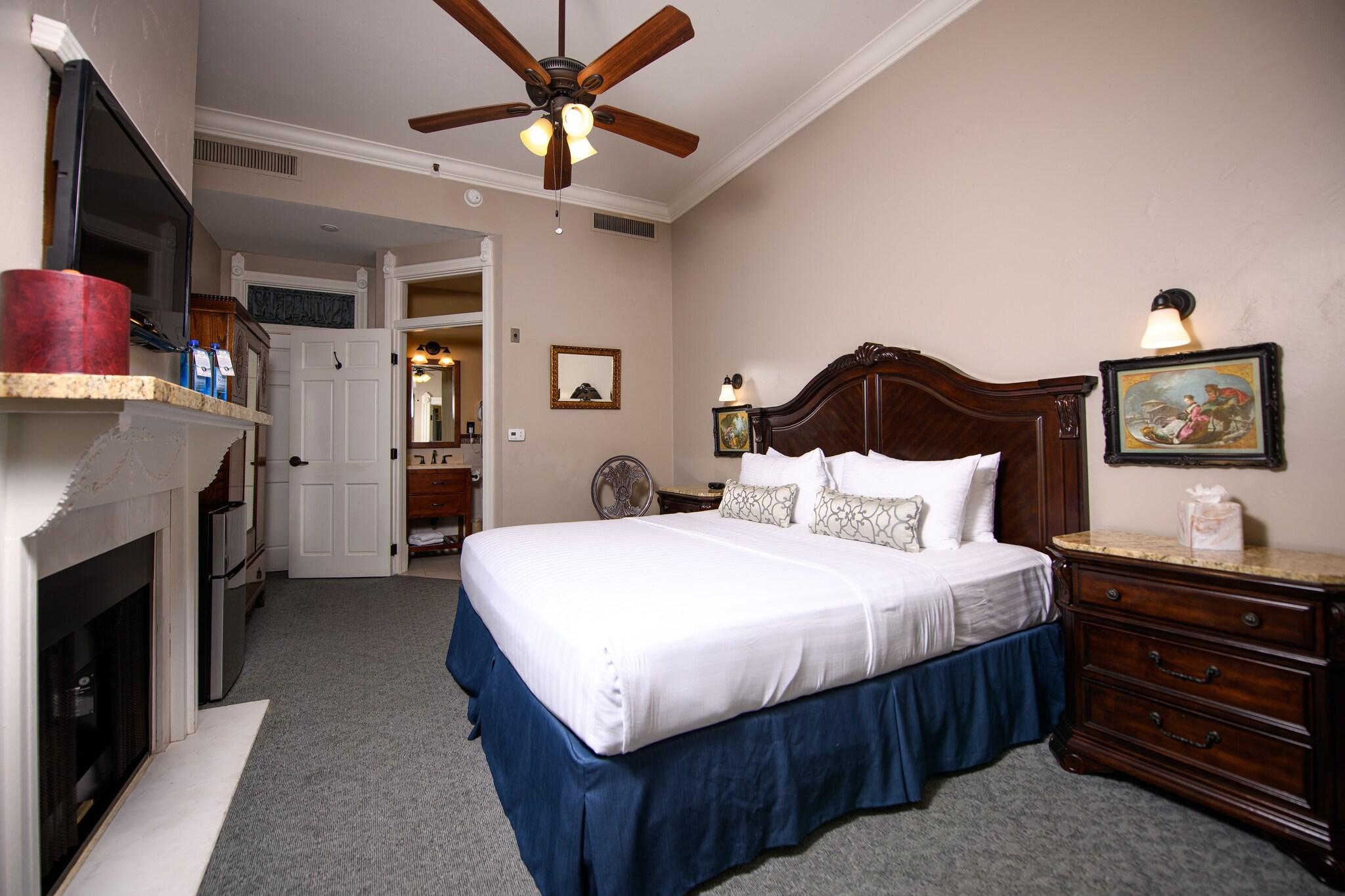 Double Deluxe King Bed