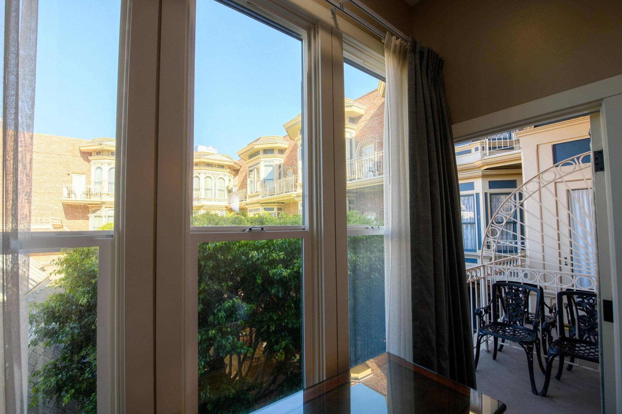 Double Deluxe Two Queen Beds