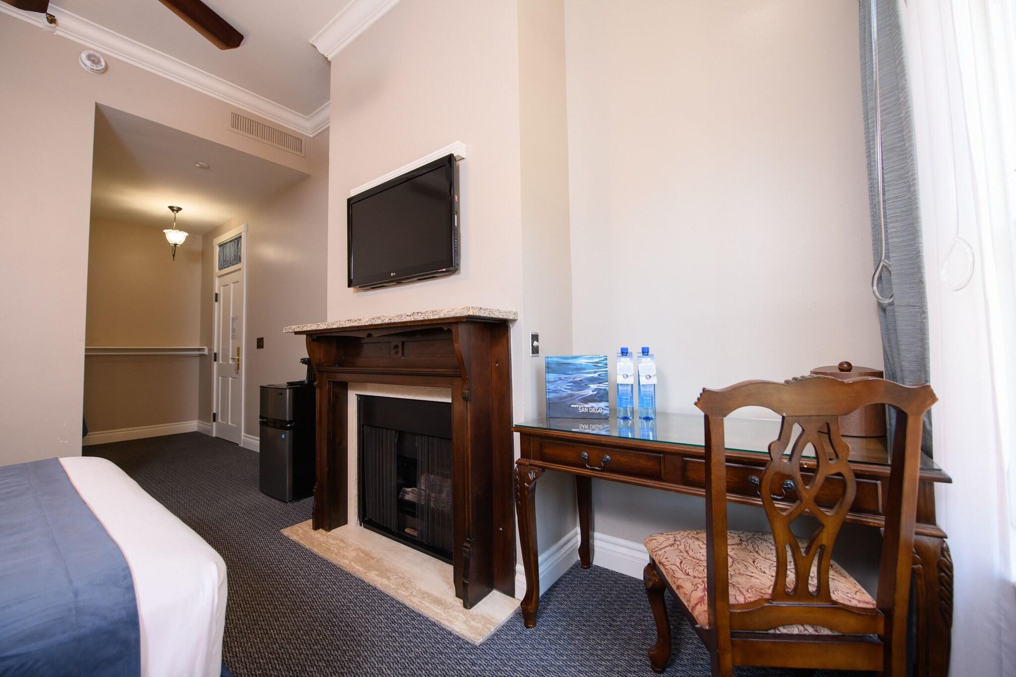 Double Accessible-queen Size Bed