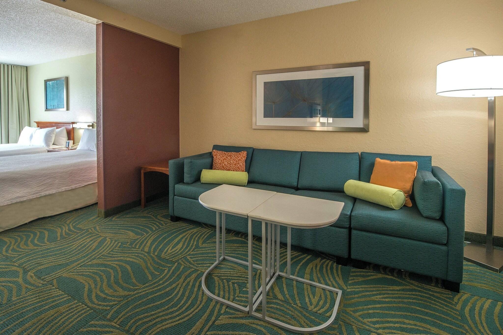 Suite Two Queen Beds