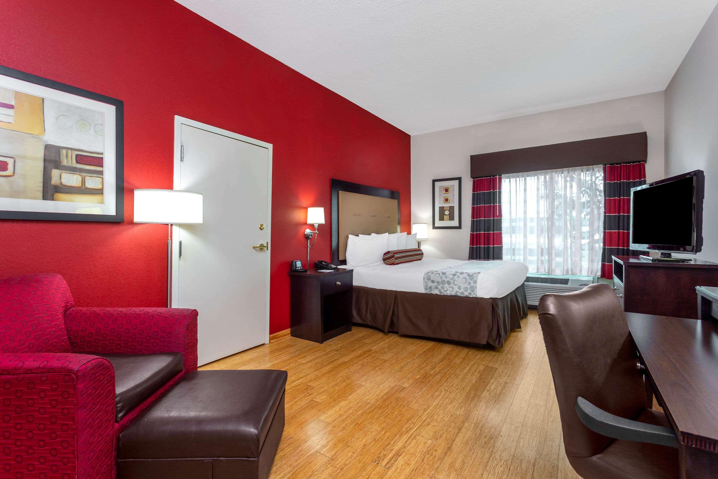 Room Business King Bed