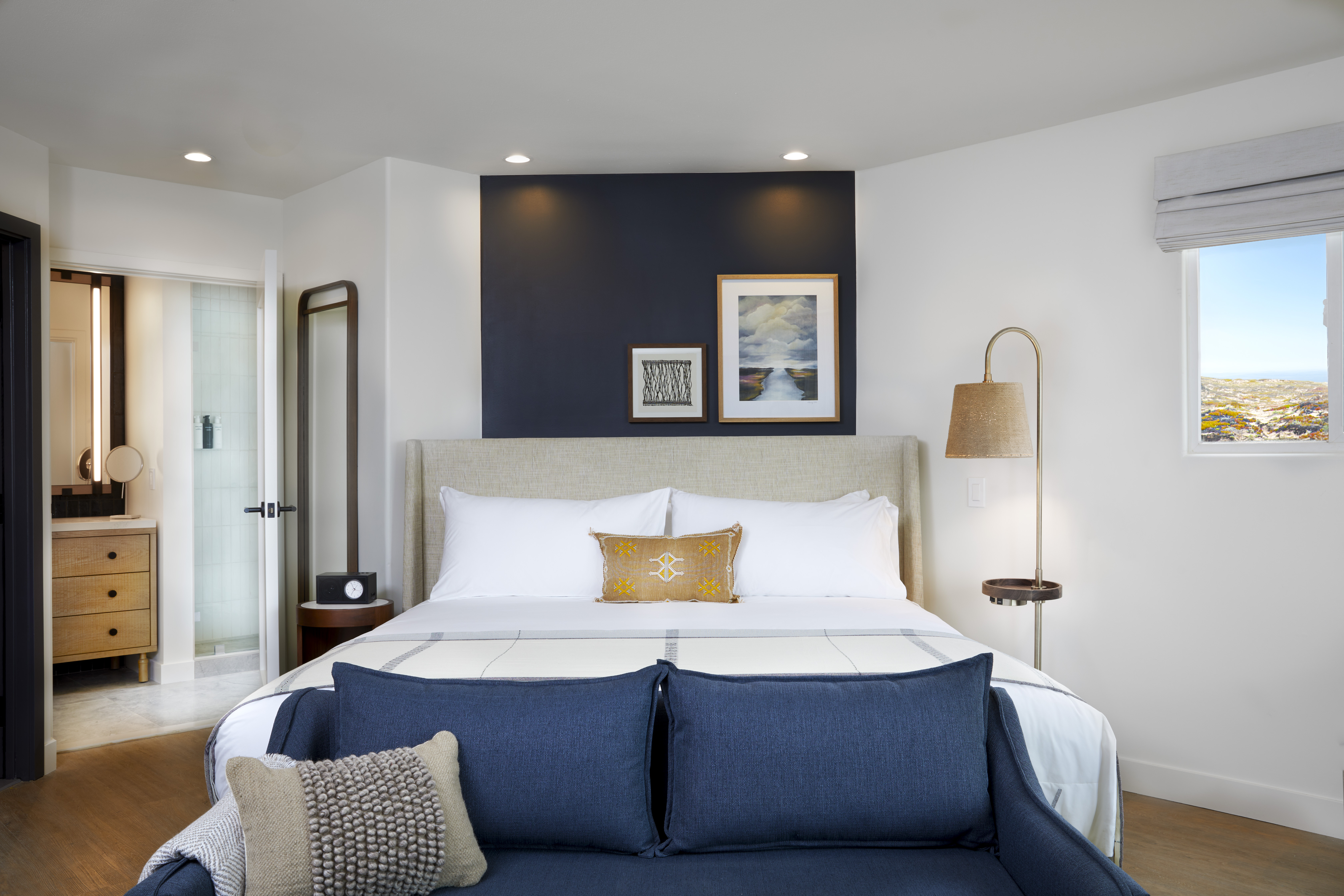 Double Ocean Front King Bed