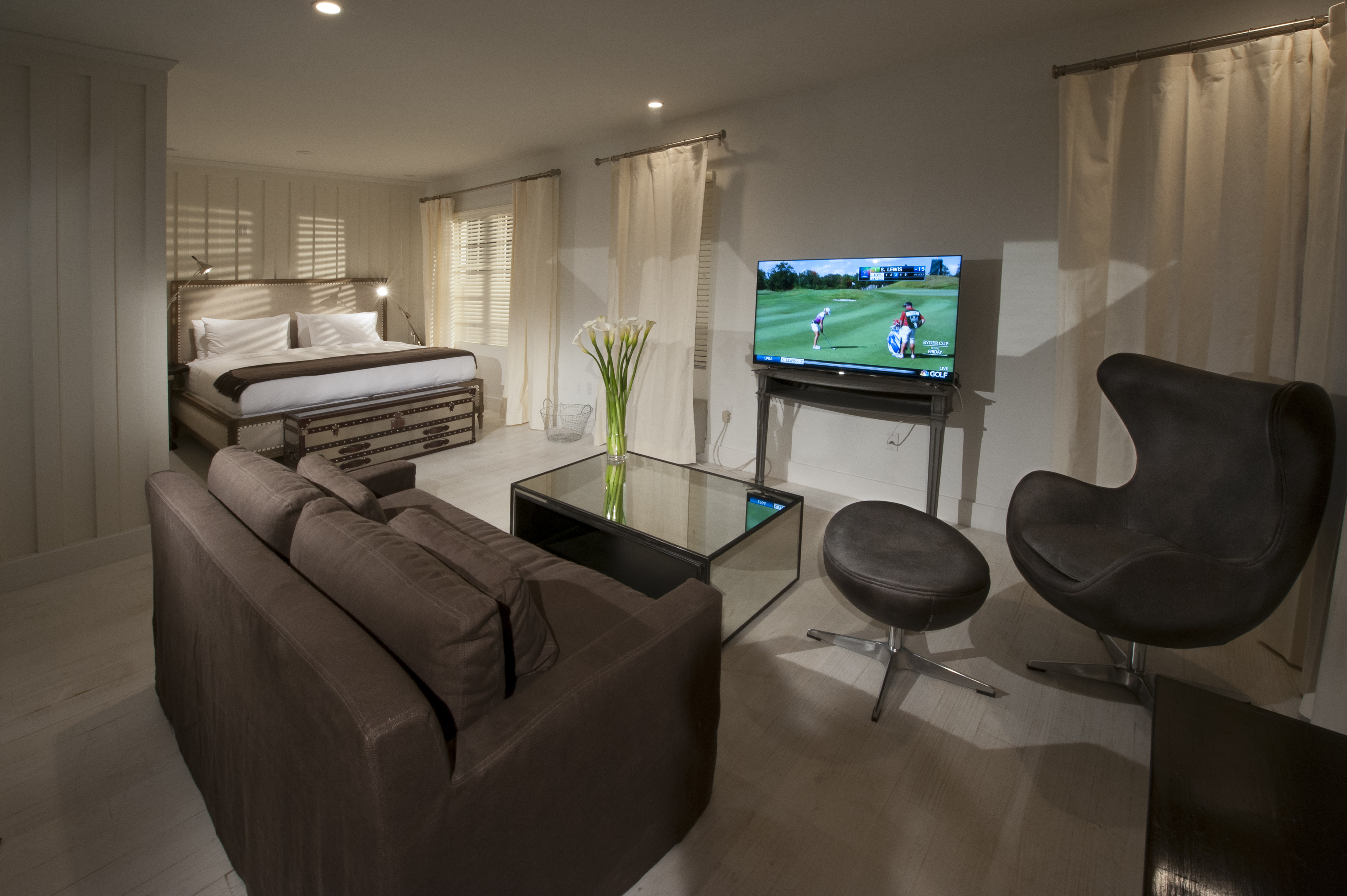 Suite Classic King Bed