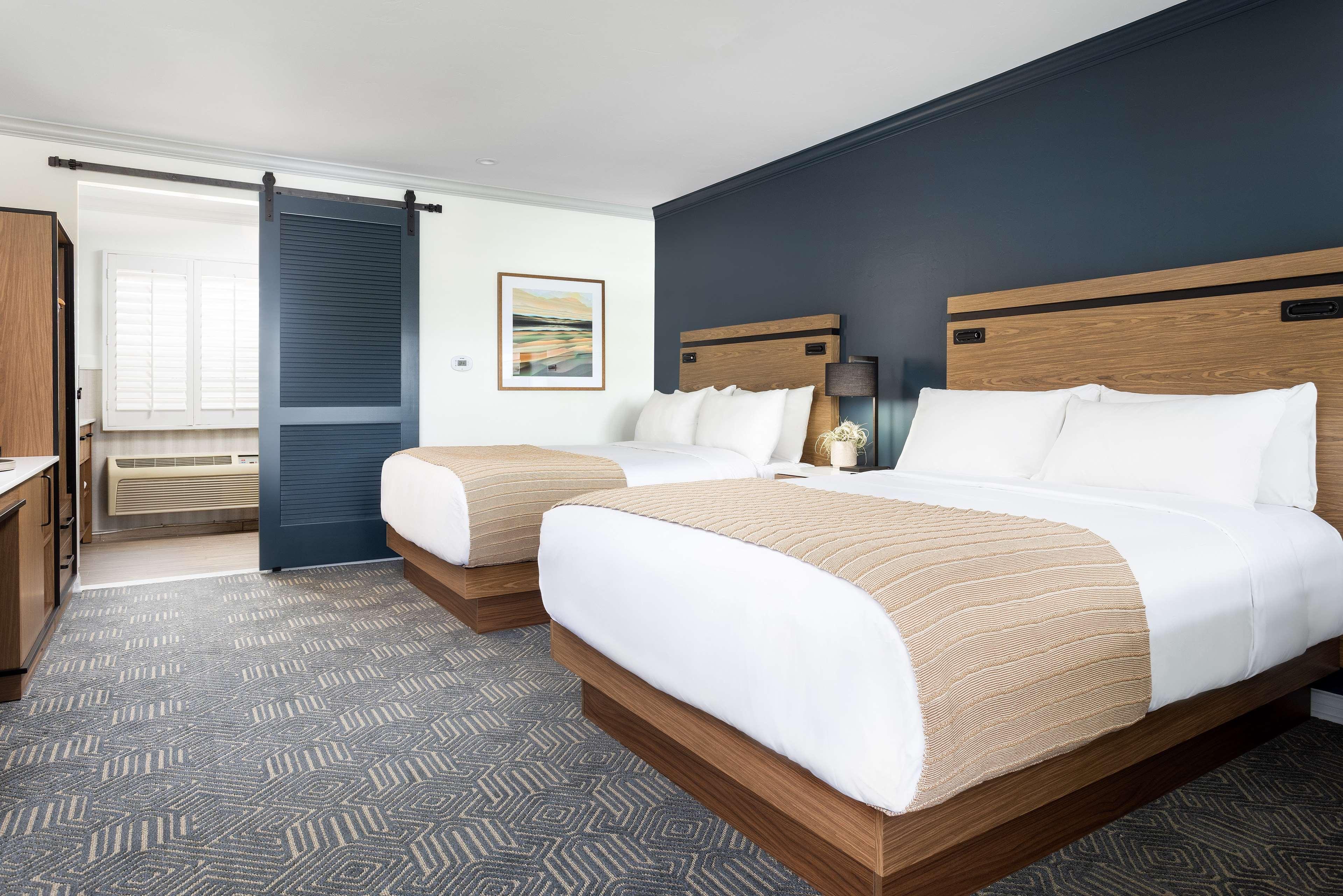 Double Two Queen Beds