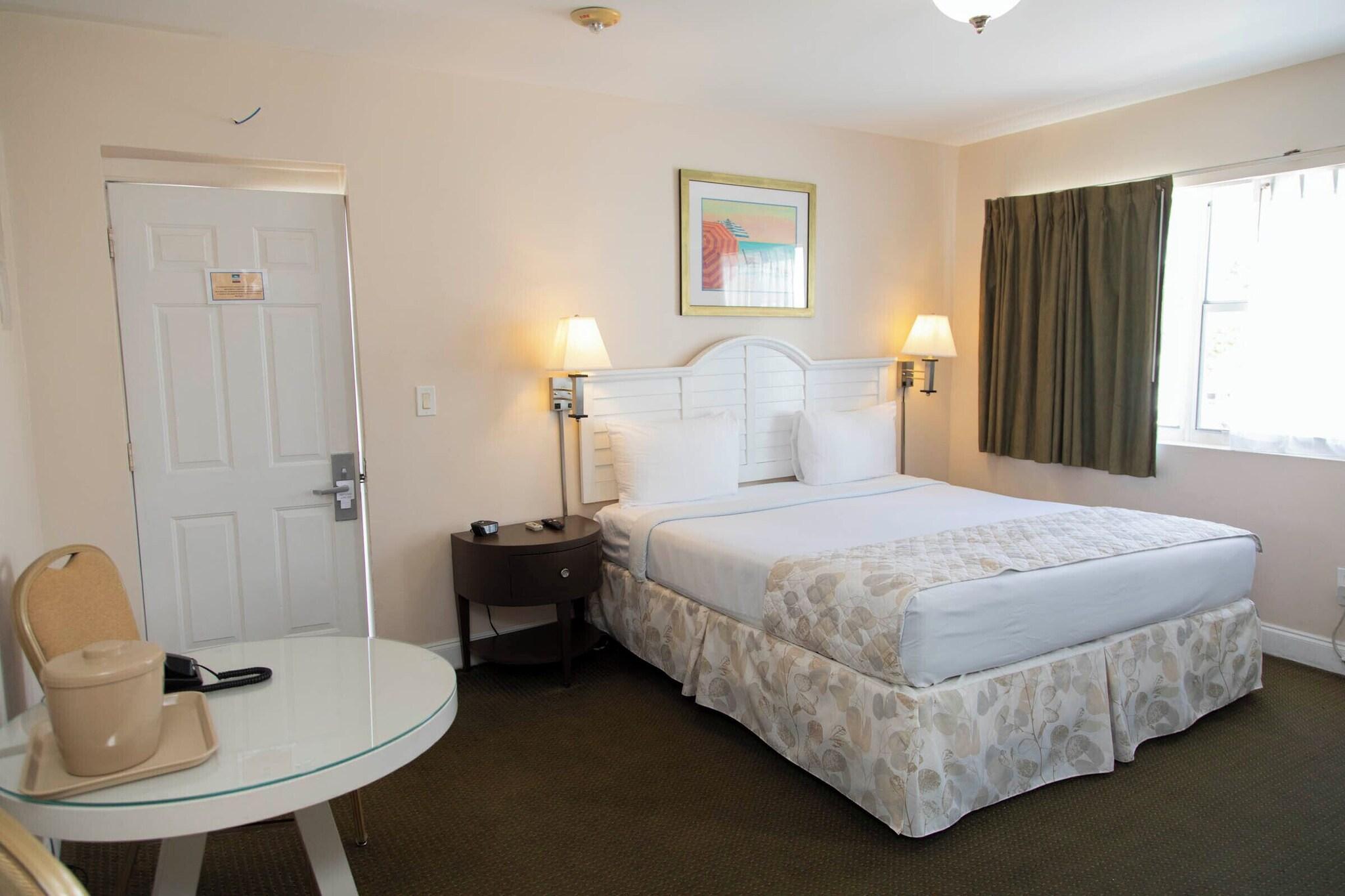 Double Deluxe with Kitchenette