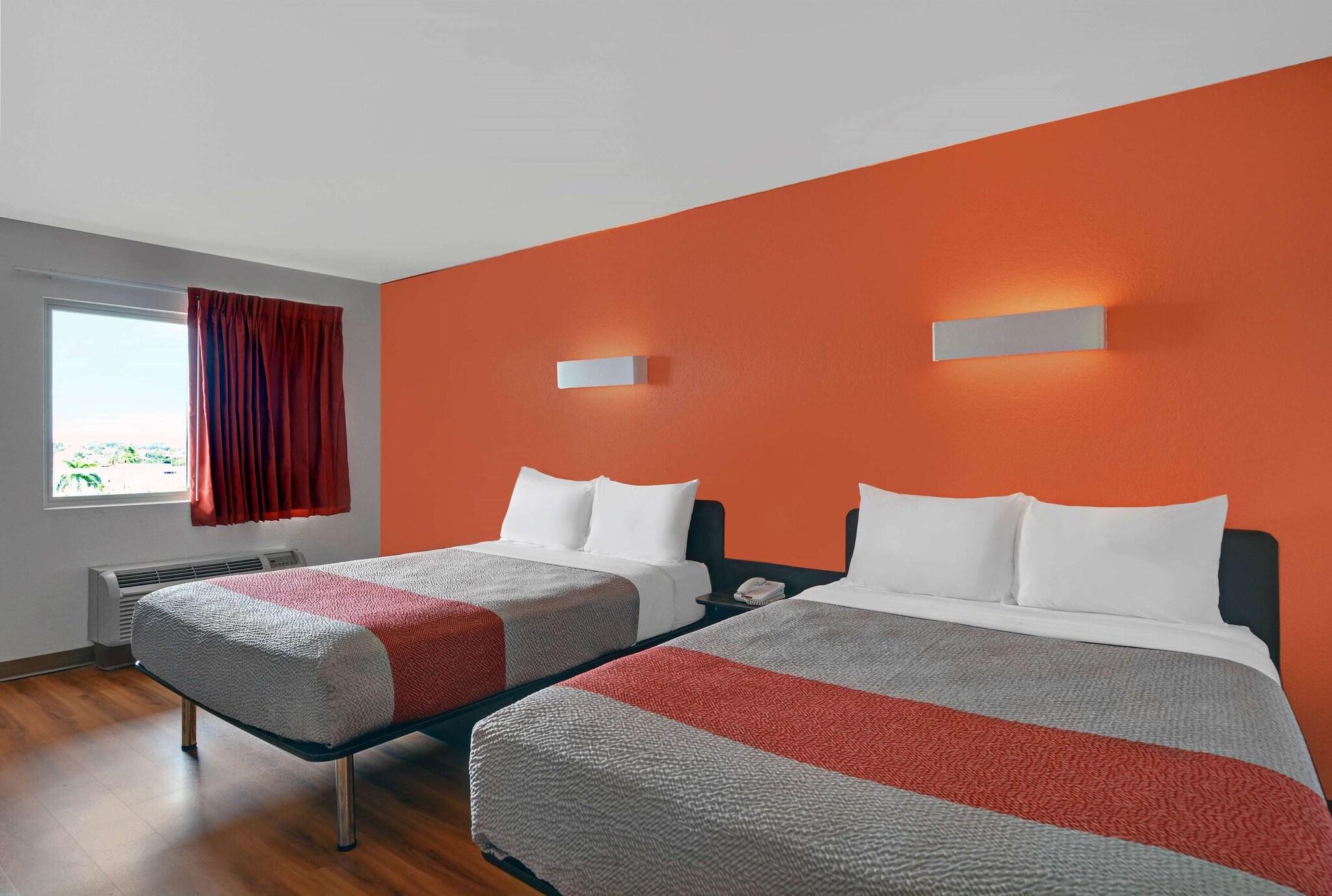 Double Two Queen Beds Non Smoking