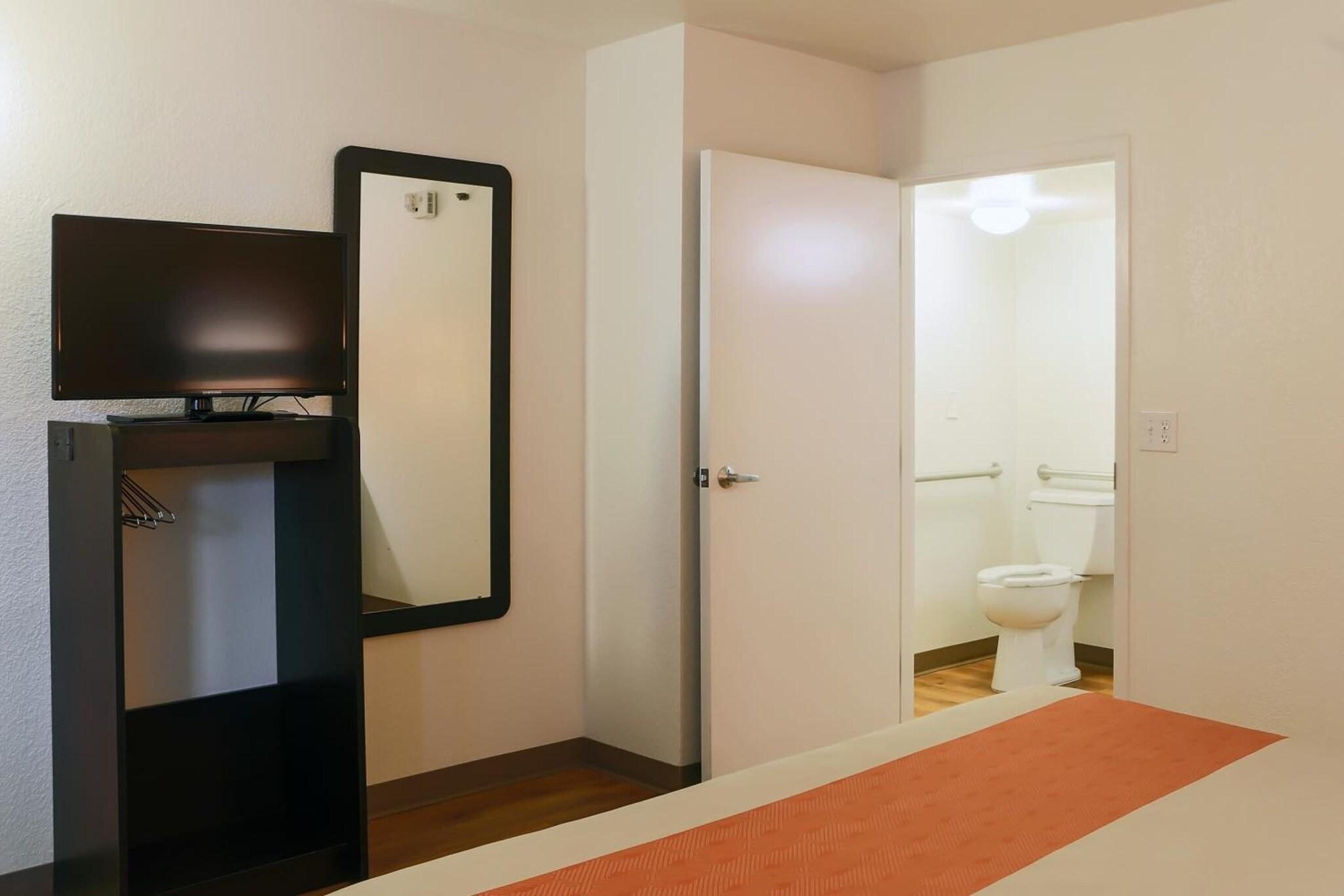 Suite King Bed Non Smoking